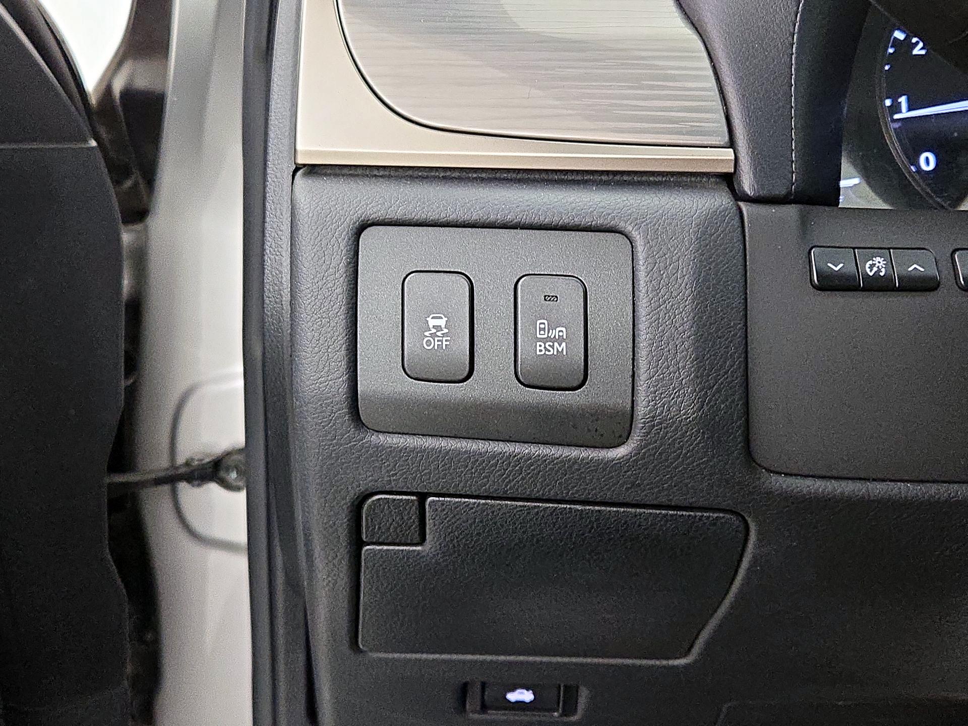 Thumbnail: 2014 Lexus GS - 13