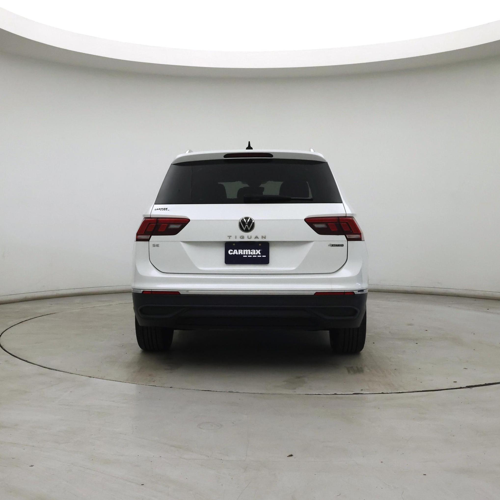 Thumbnail: 2023 Volkswagen Tiguan - 6