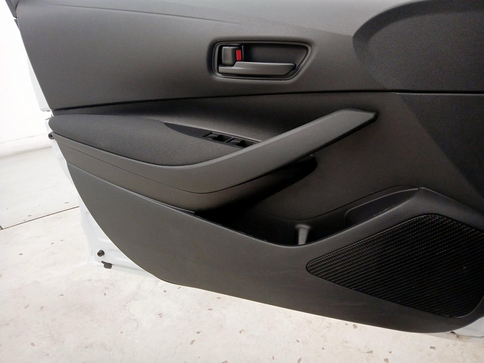 Thumbnail: 2024 Toyota Corolla - 12