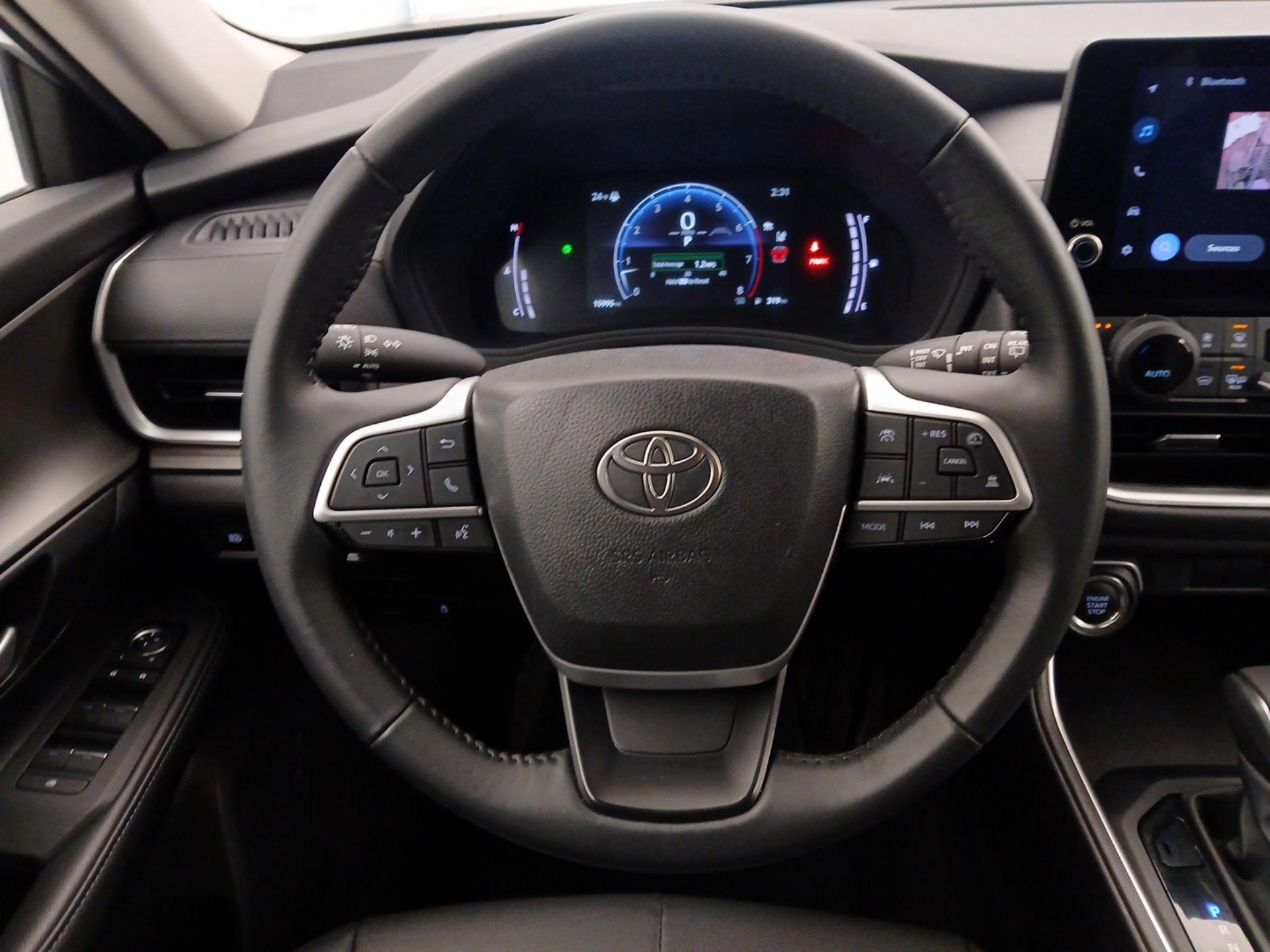 Thumbnail: 2025 Toyota Grand Highlander - 10