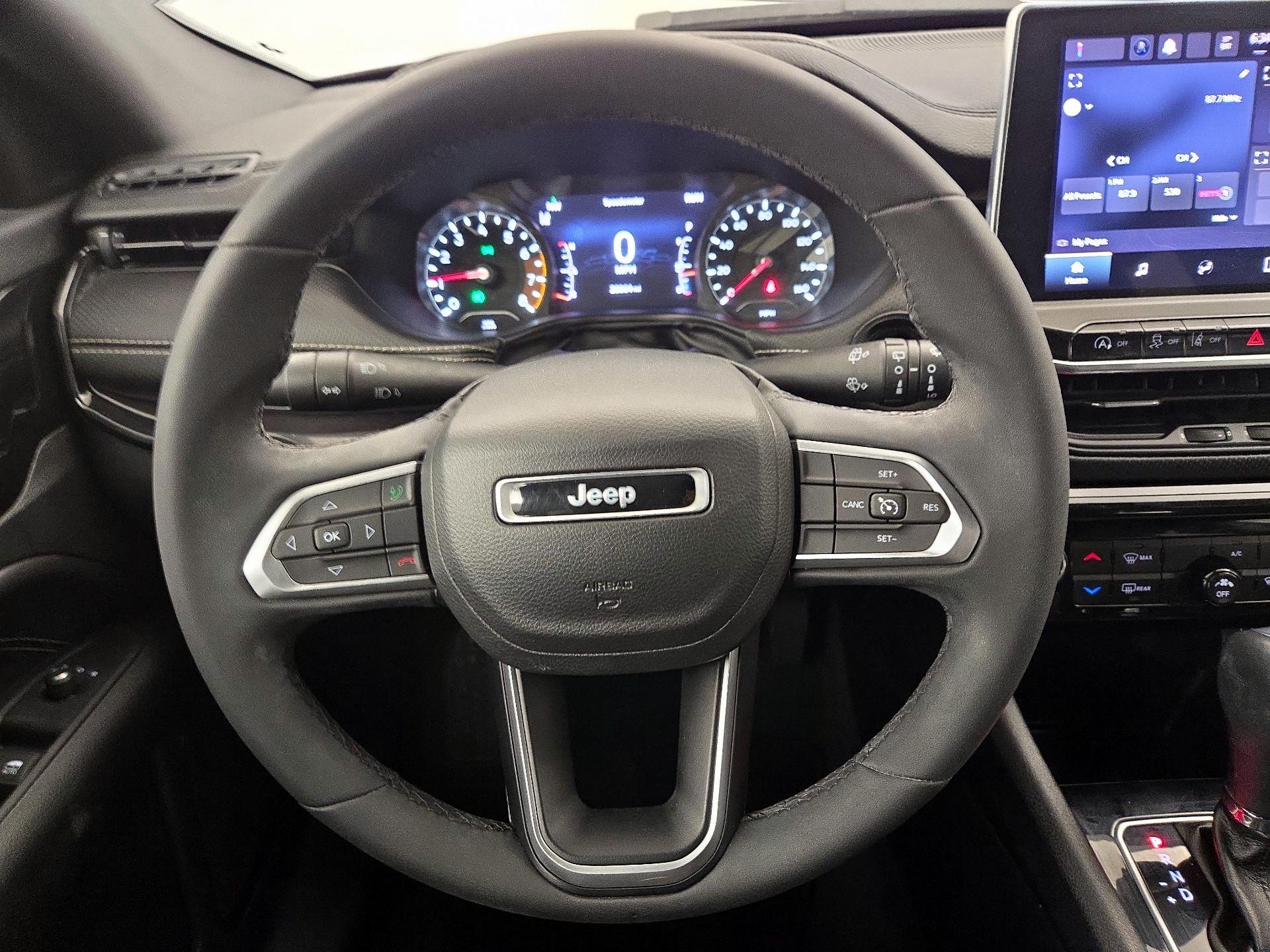 Thumbnail: 2022 Jeep Compass - 10