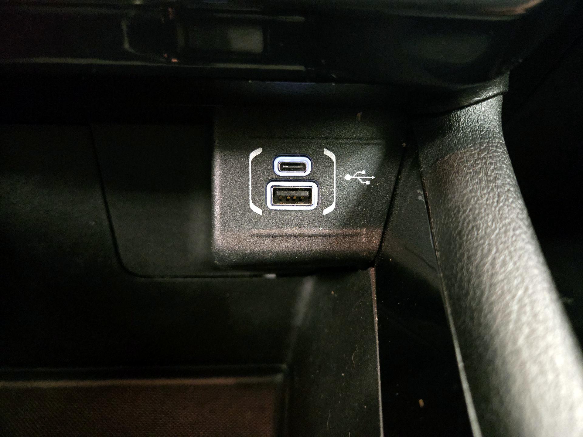 Thumbnail: 2022 Jeep Compass - 18