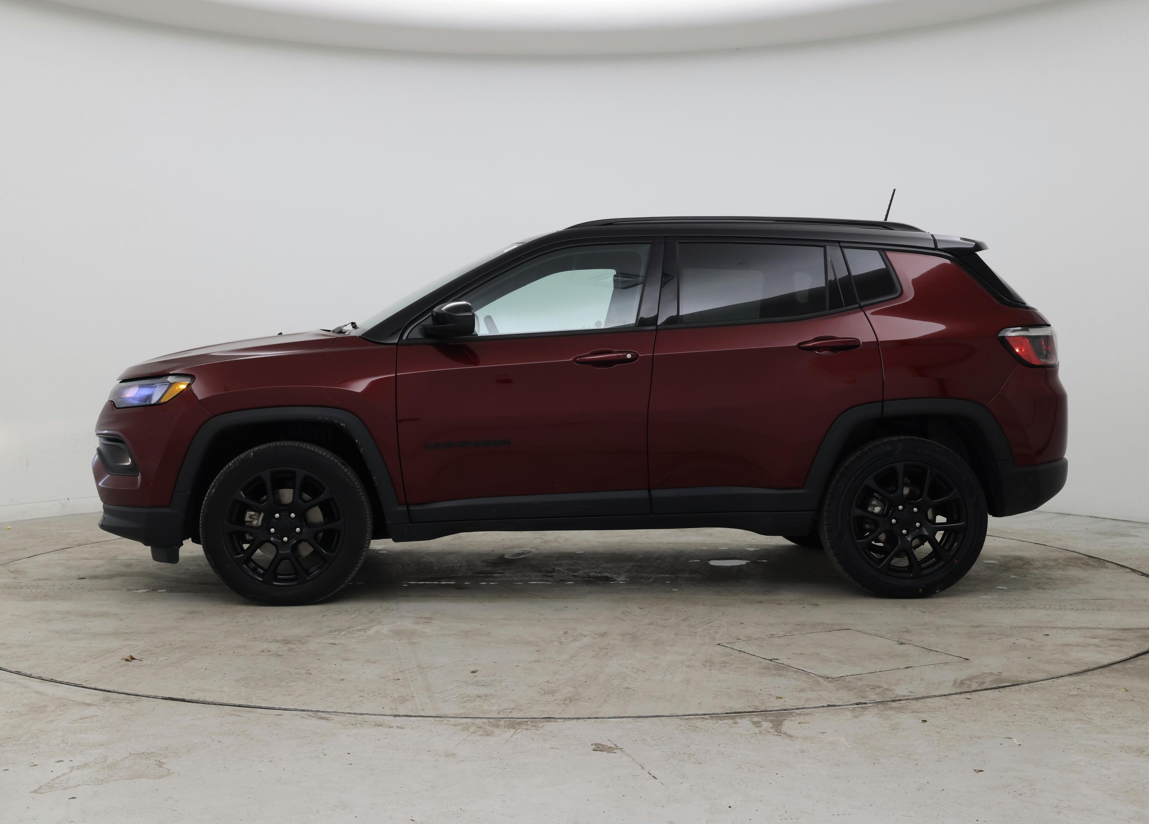 Thumbnail: 2022 Jeep Compass - 3