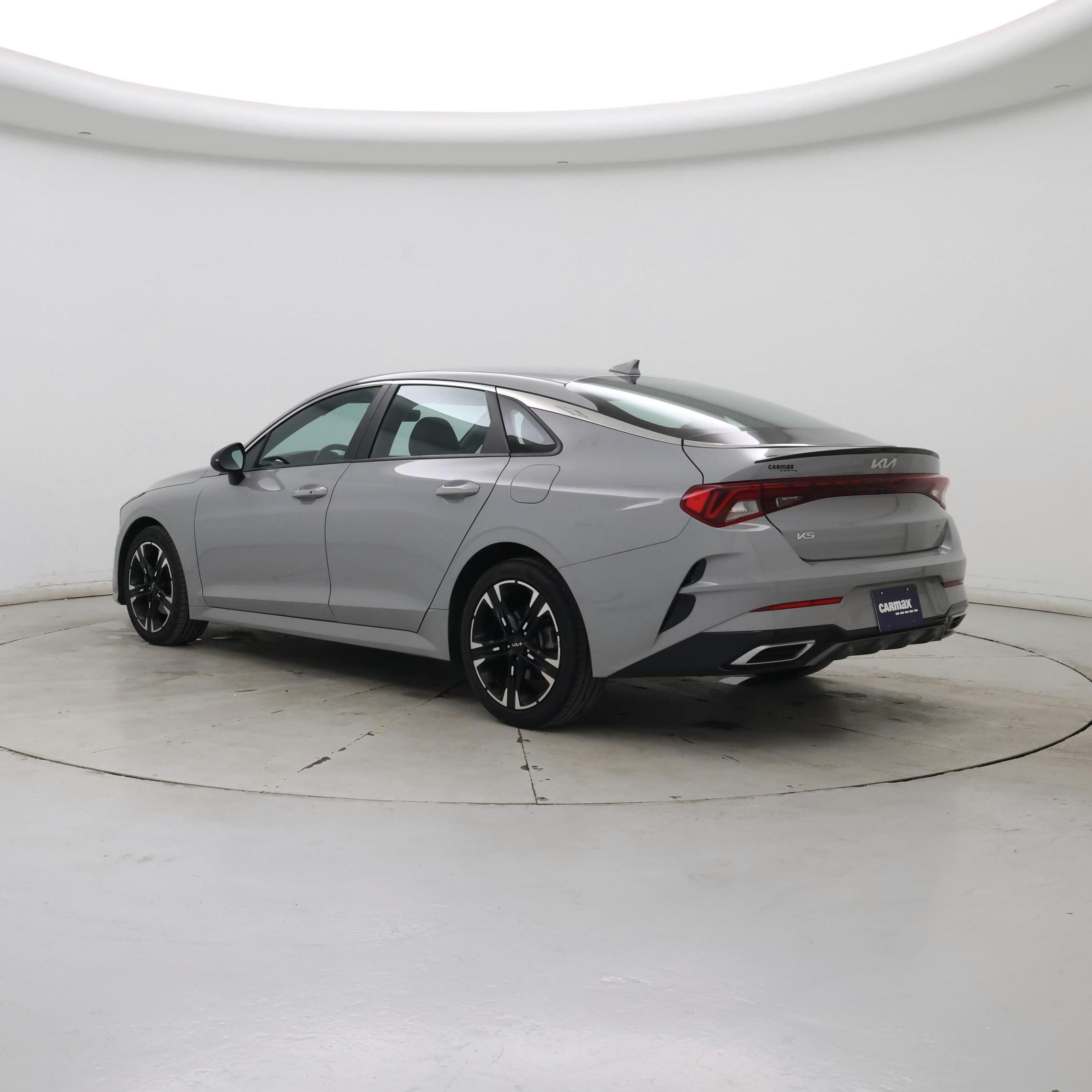 Thumbnail: 2023 Kia K5 - 2