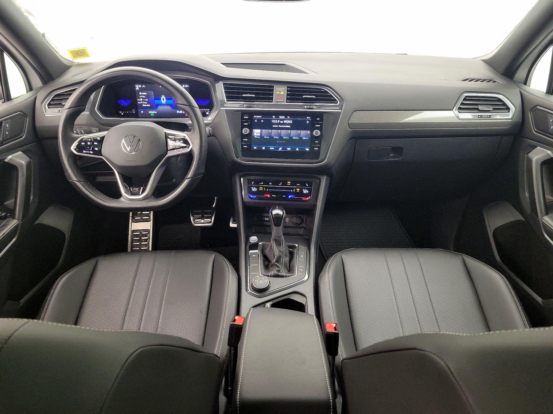 Thumbnail: 2023 Volkswagen Tiguan - 9