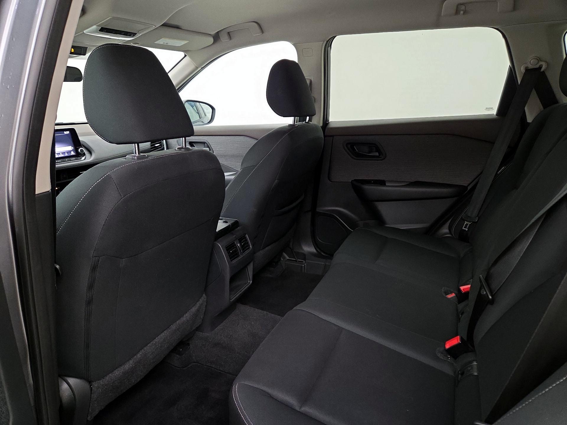 Thumbnail: 2023 Nissan Rogue - 18