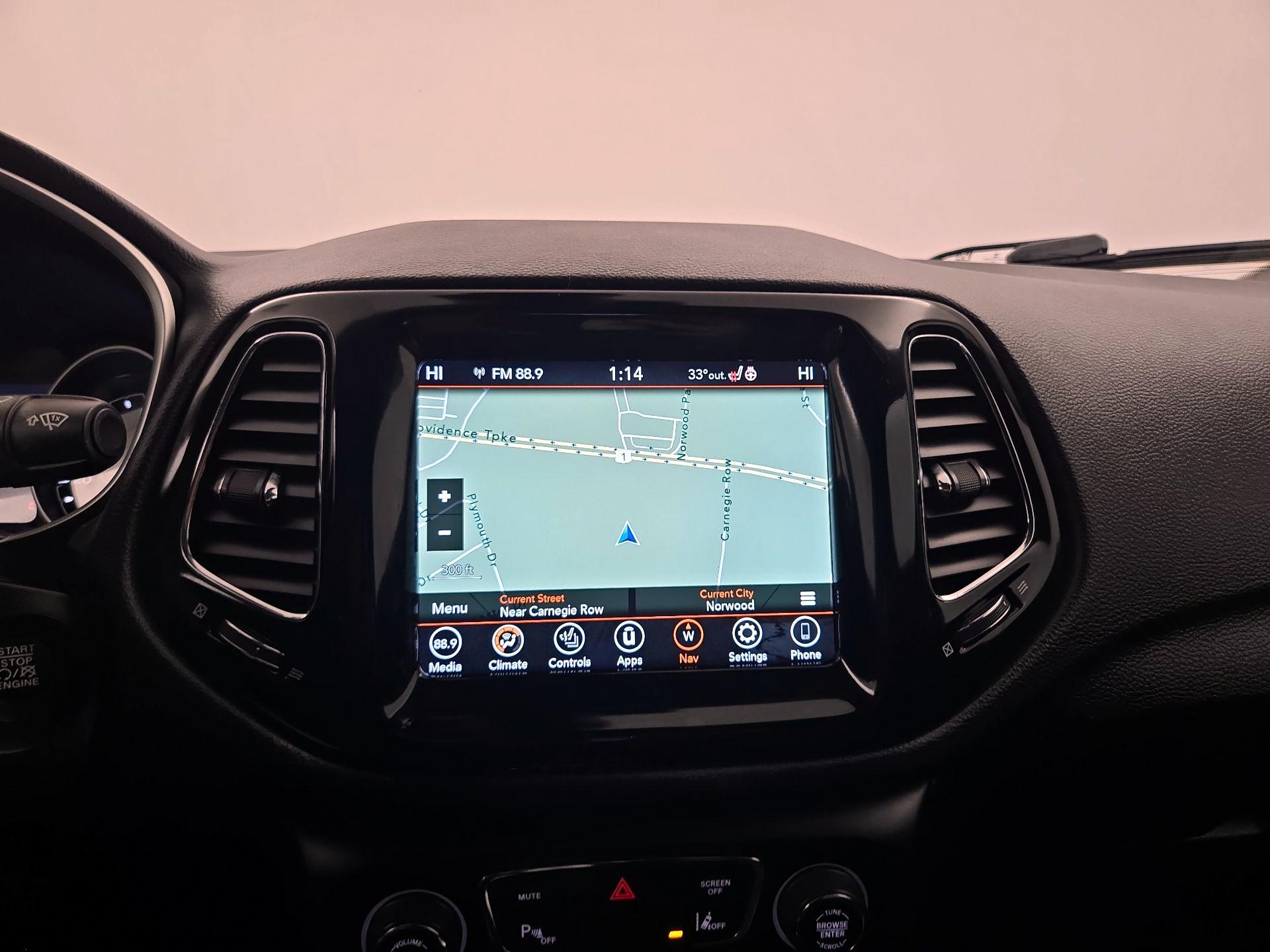 Thumbnail: 2021 Jeep Compass - 14