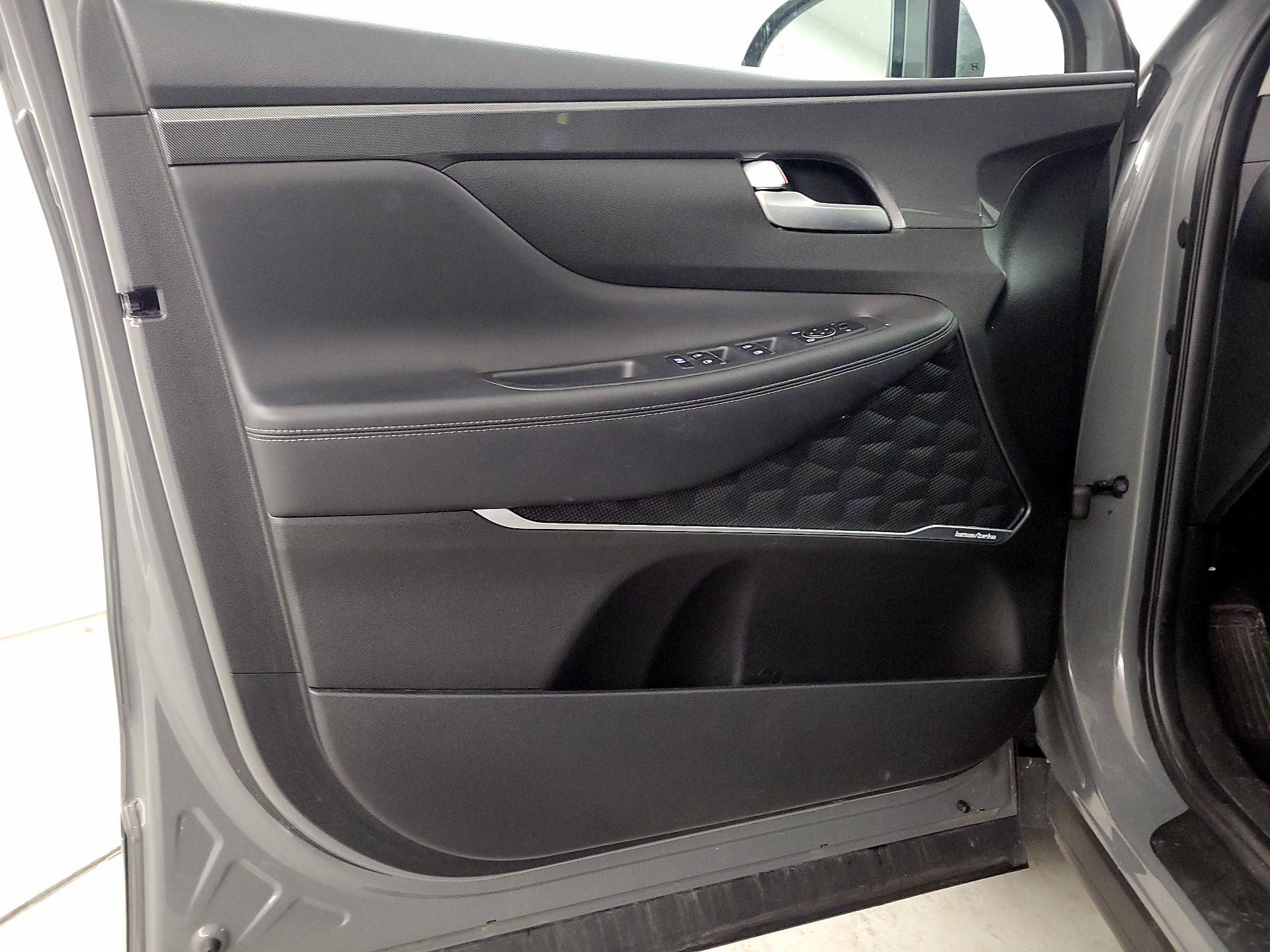 Thumbnail: 2022 Hyundai Santa Fe - 12