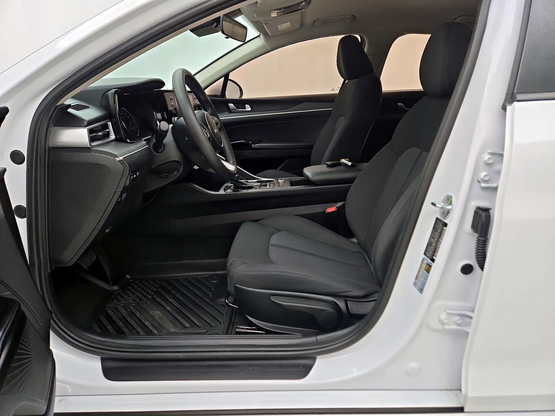 Thumbnail: 2023 Kia K5 - 11