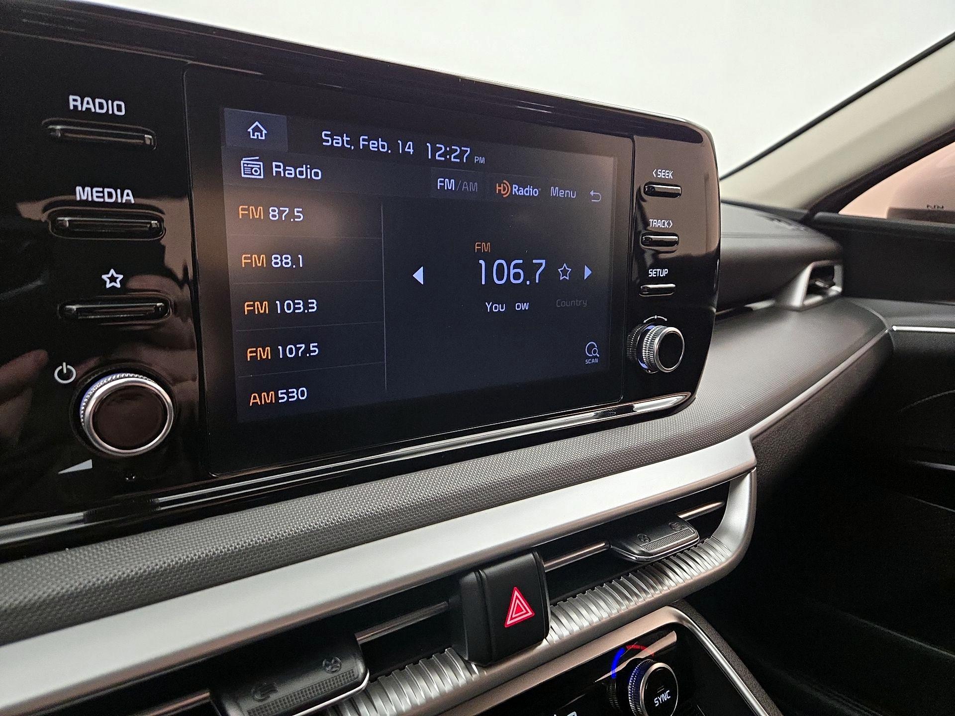 Thumbnail: 2023 Kia K5 - 15