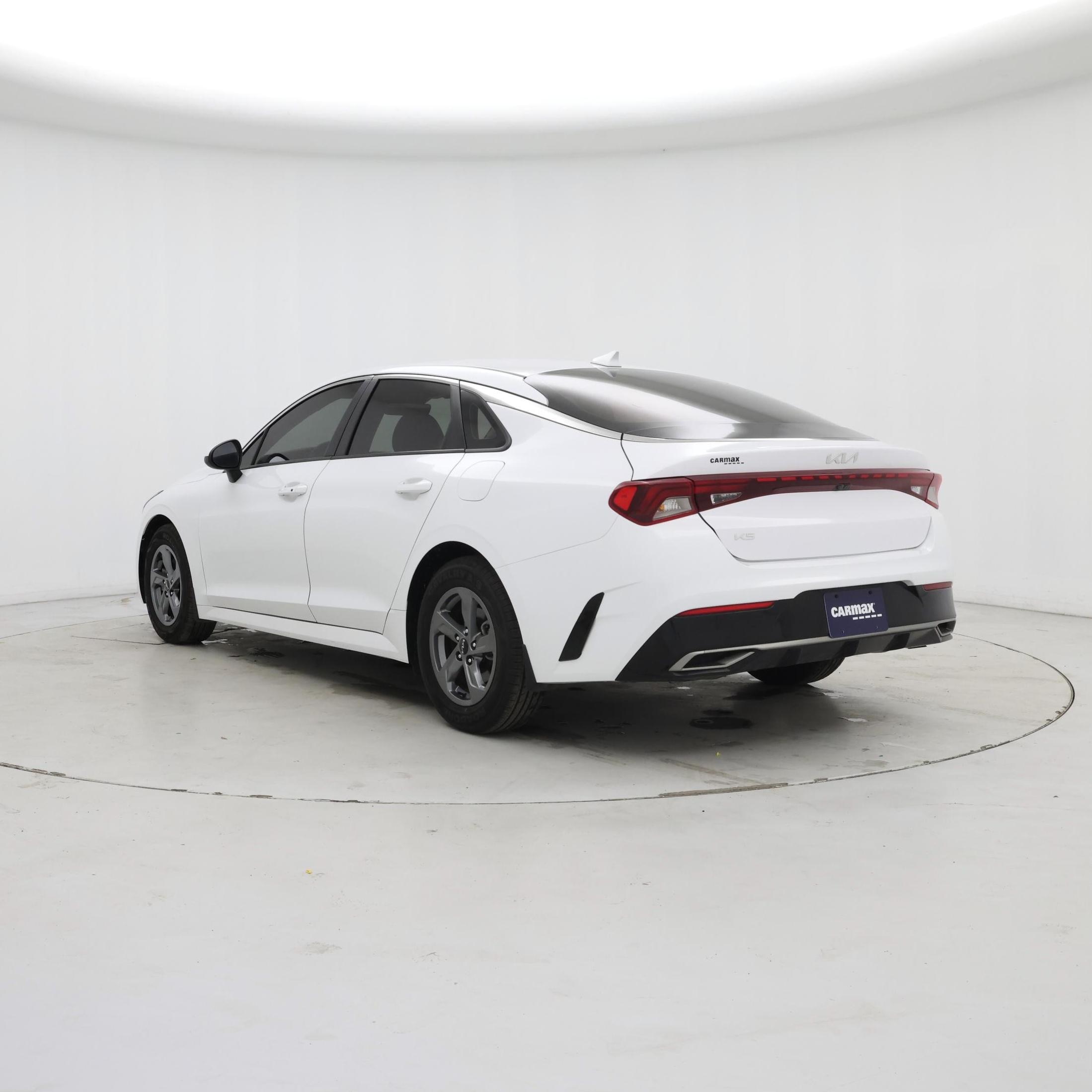 Thumbnail: 2023 Kia K5 - 2