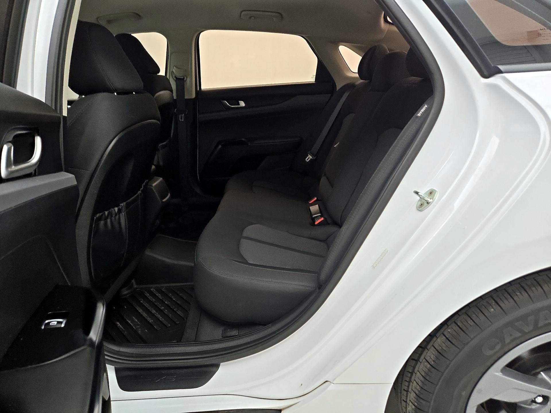 Thumbnail: 2023 Kia K5 - 19