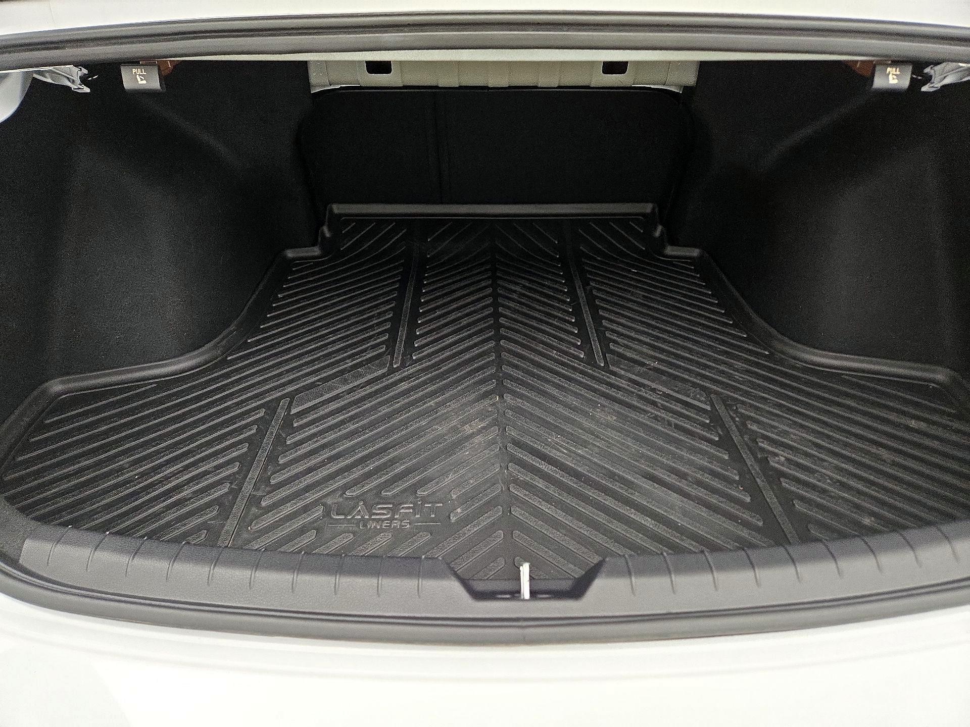 Thumbnail: 2023 Kia K5 - 20