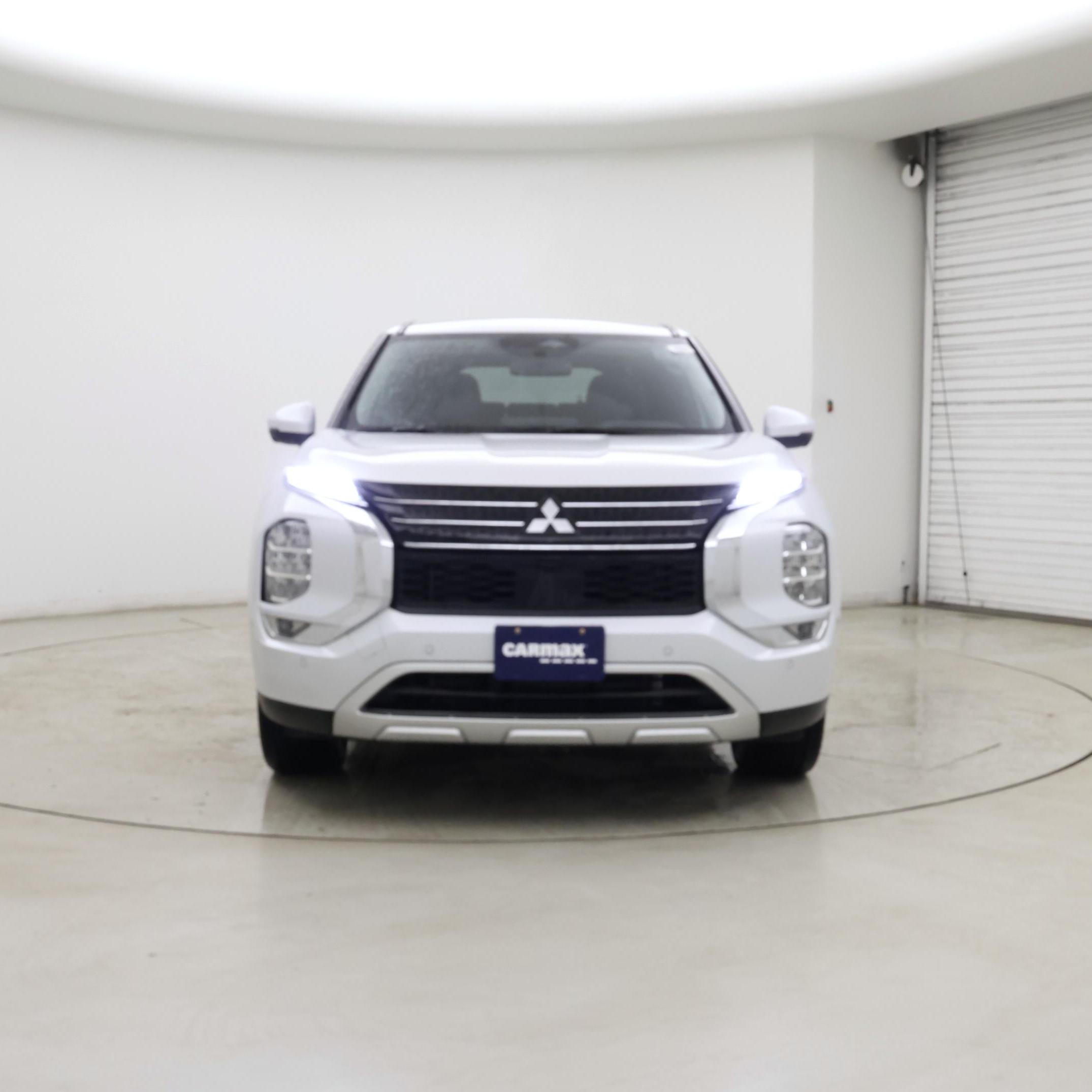 Thumbnail: 2024 Mitsubishi Outlander - 5