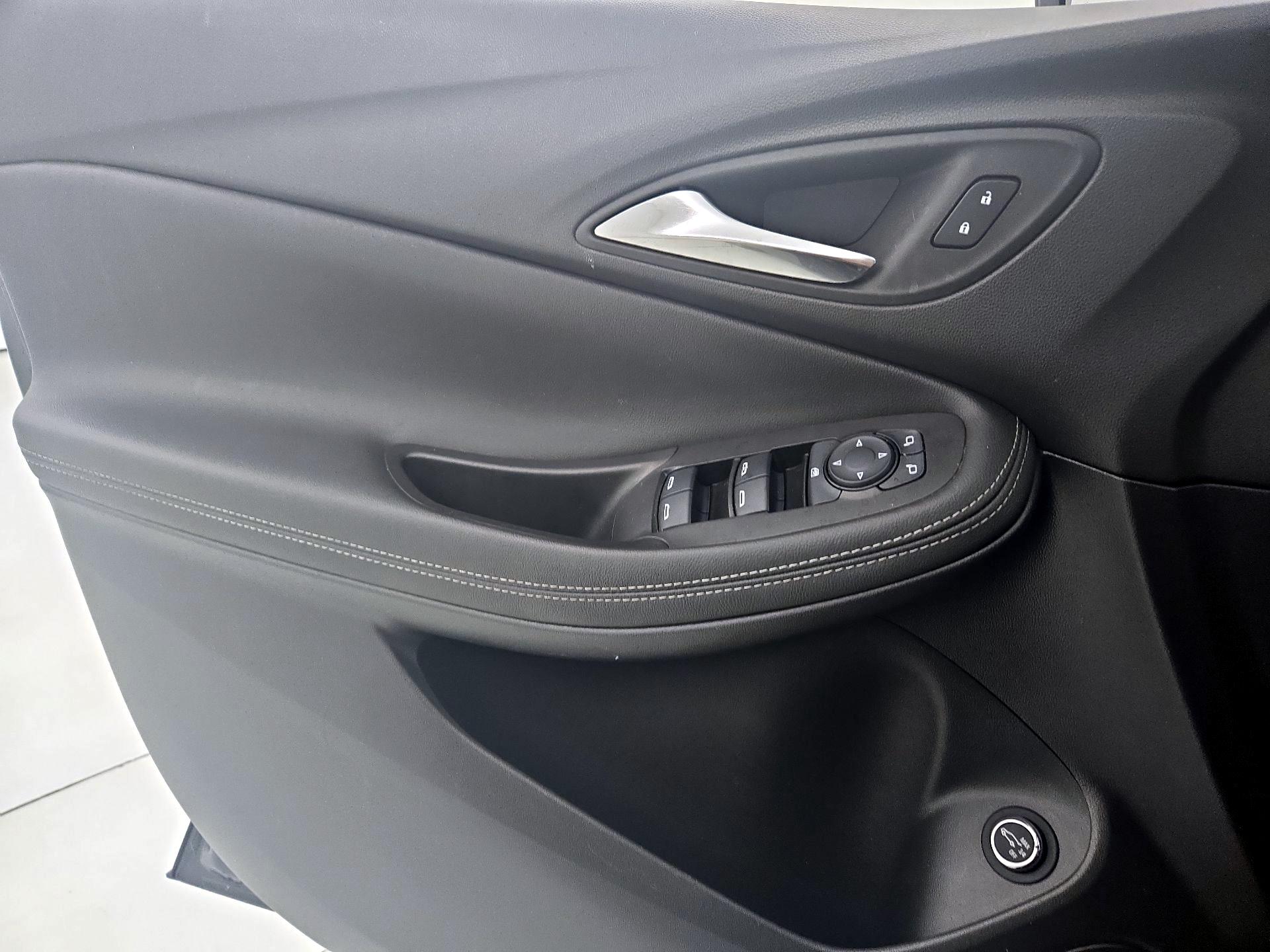 Thumbnail: 2023 Buick Encore GX - 12