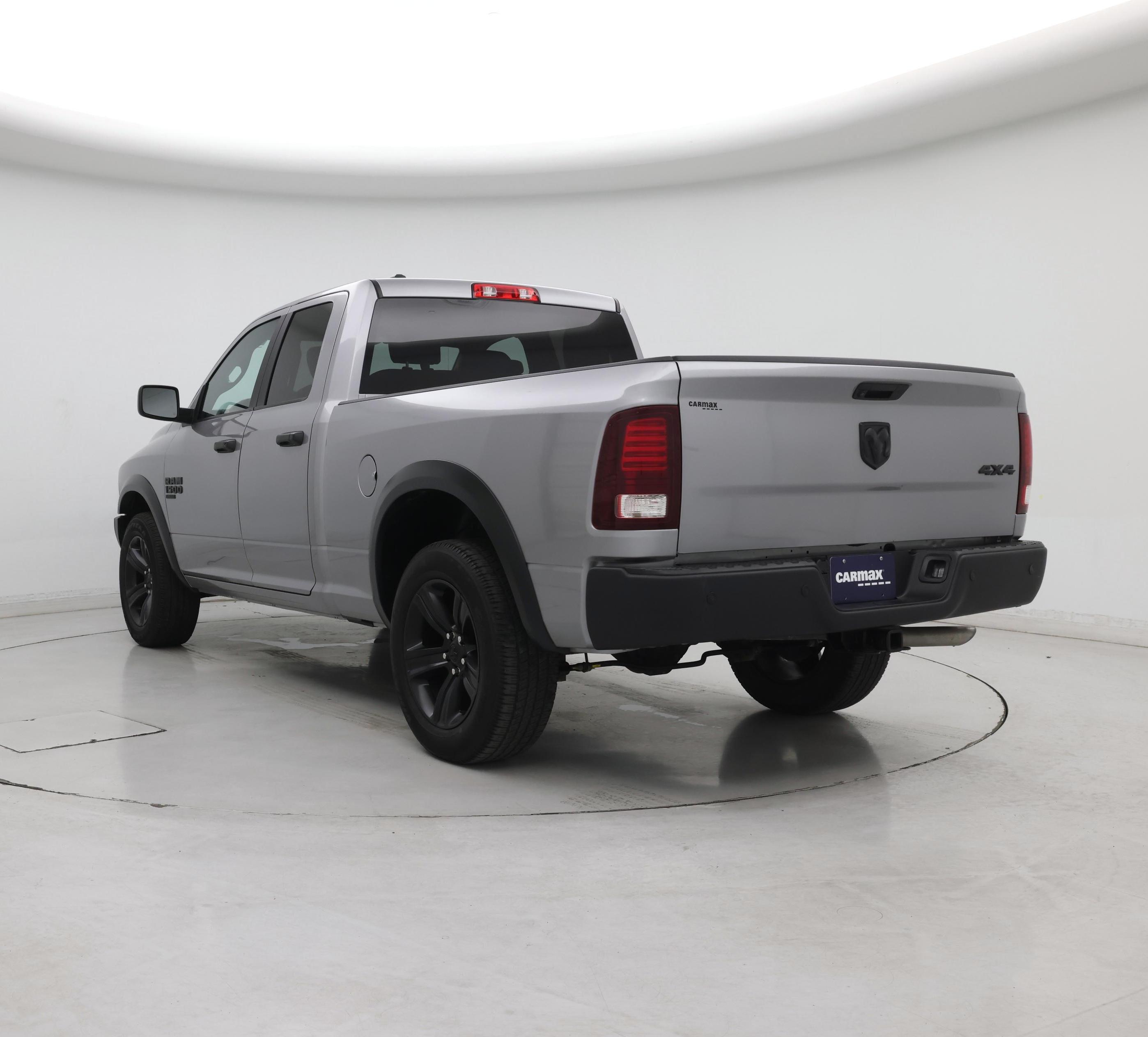 Thumbnail: 2022 RAM 1500 Classic - 2