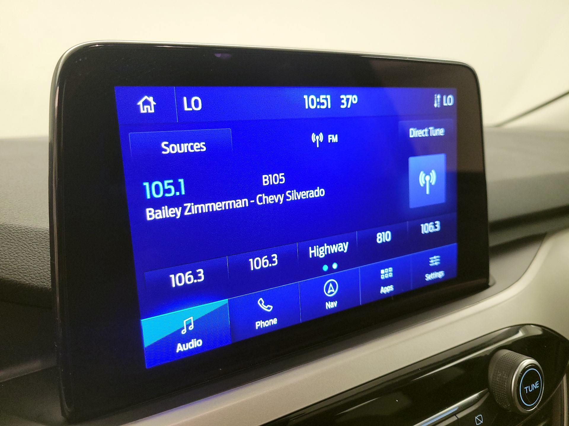 Thumbnail: 2022 Ford Escape - 16