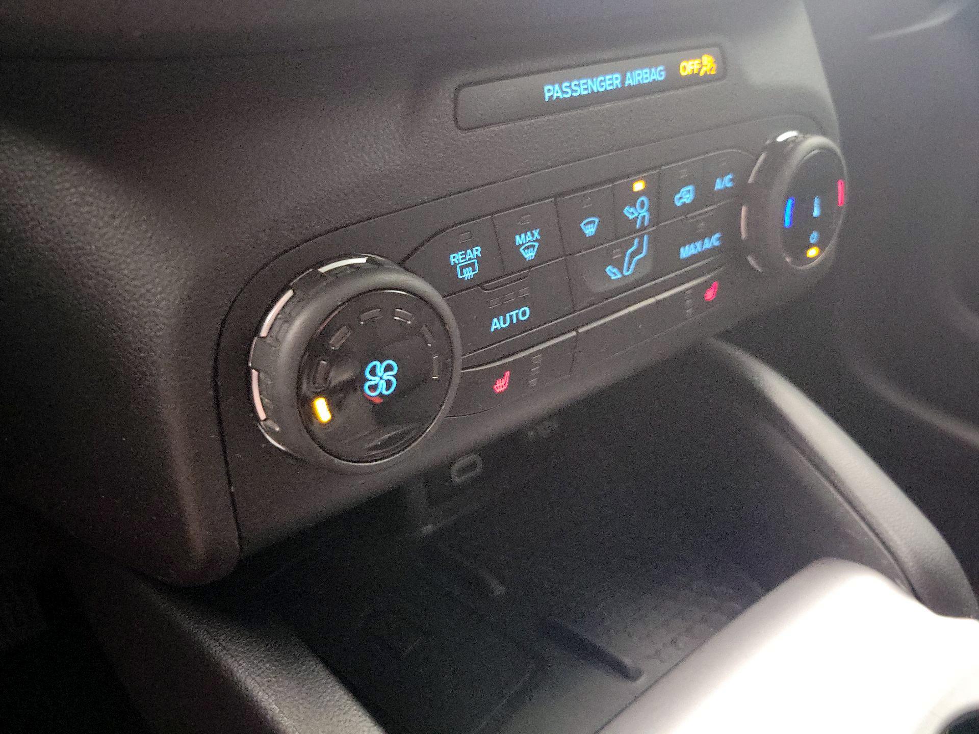 Thumbnail: 2023 Ford Bronco Sport - 16