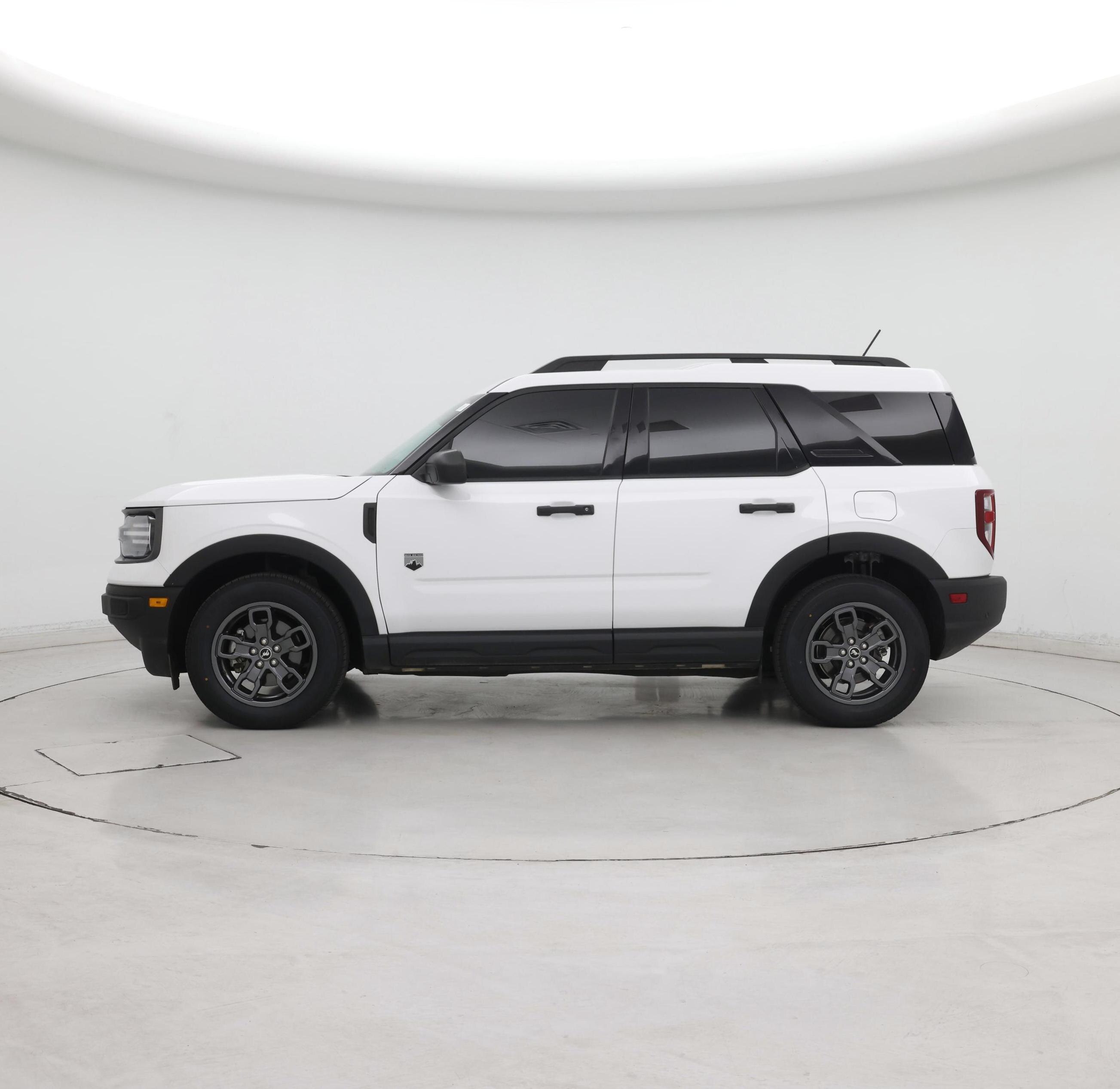 Thumbnail: 2023 Ford Bronco Sport - 3