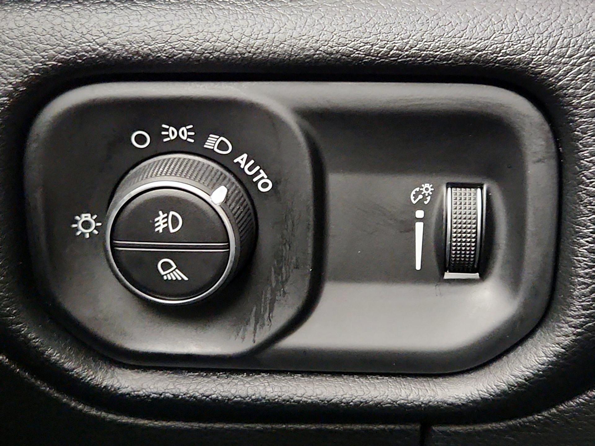 Thumbnail: 2022 RAM 1500 - 13