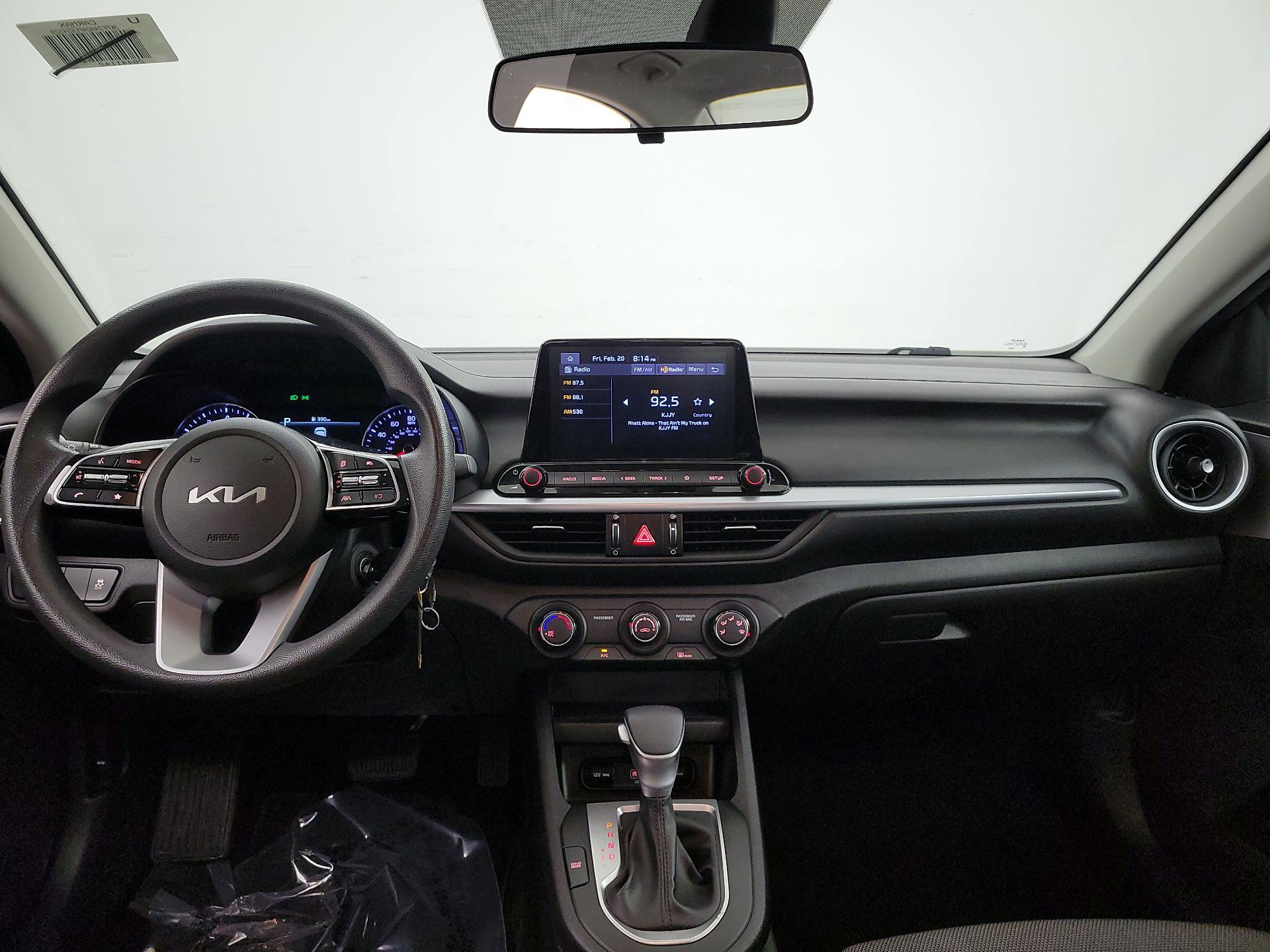 Thumbnail: 2023 Kia Forte - 9