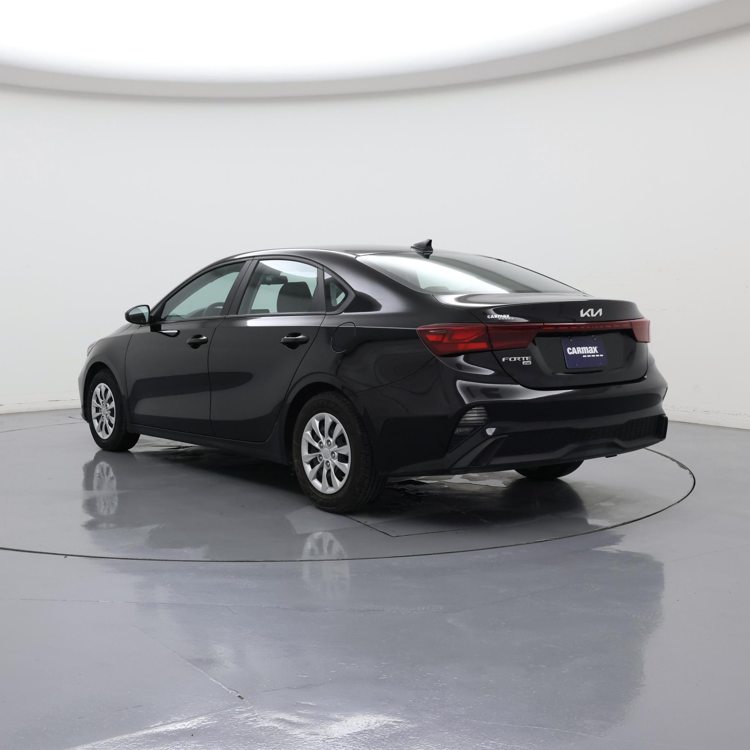 Thumbnail: 2023 Kia Forte - 2