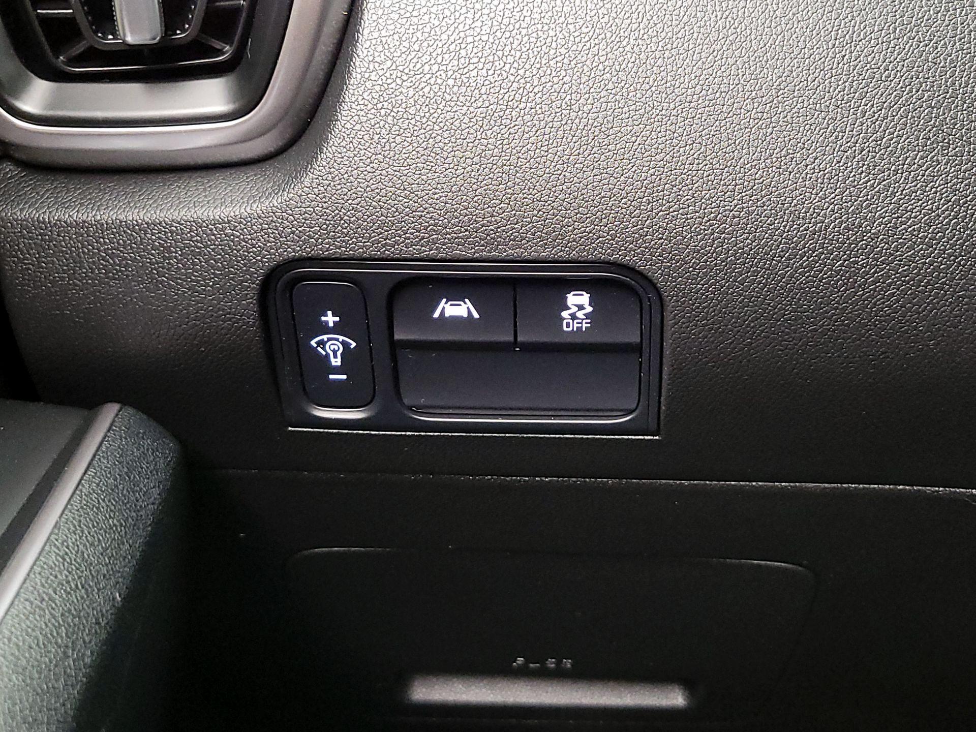 Thumbnail: 2022 Kia Sorento - 13