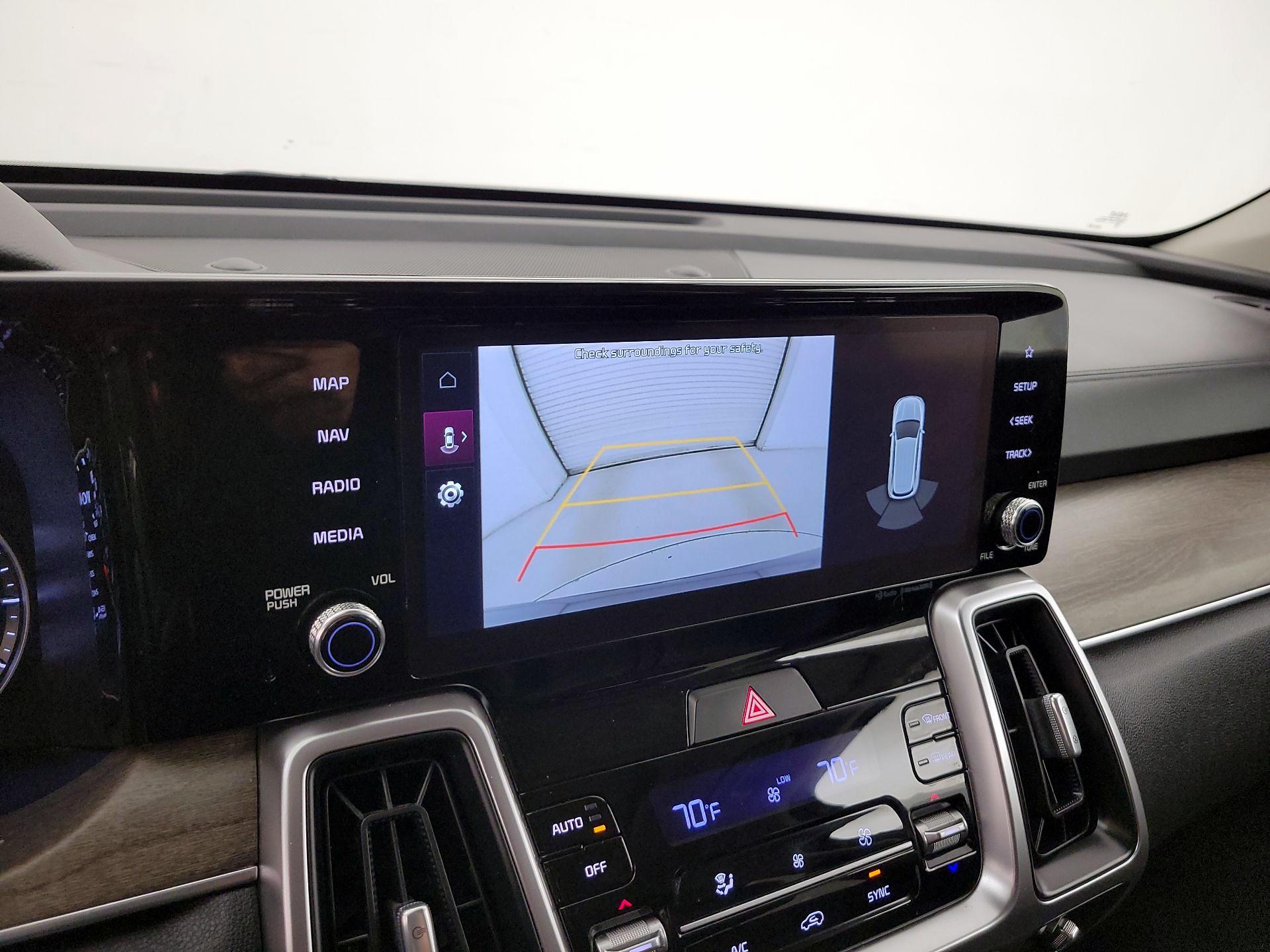 Thumbnail: 2022 Kia Sorento - 15