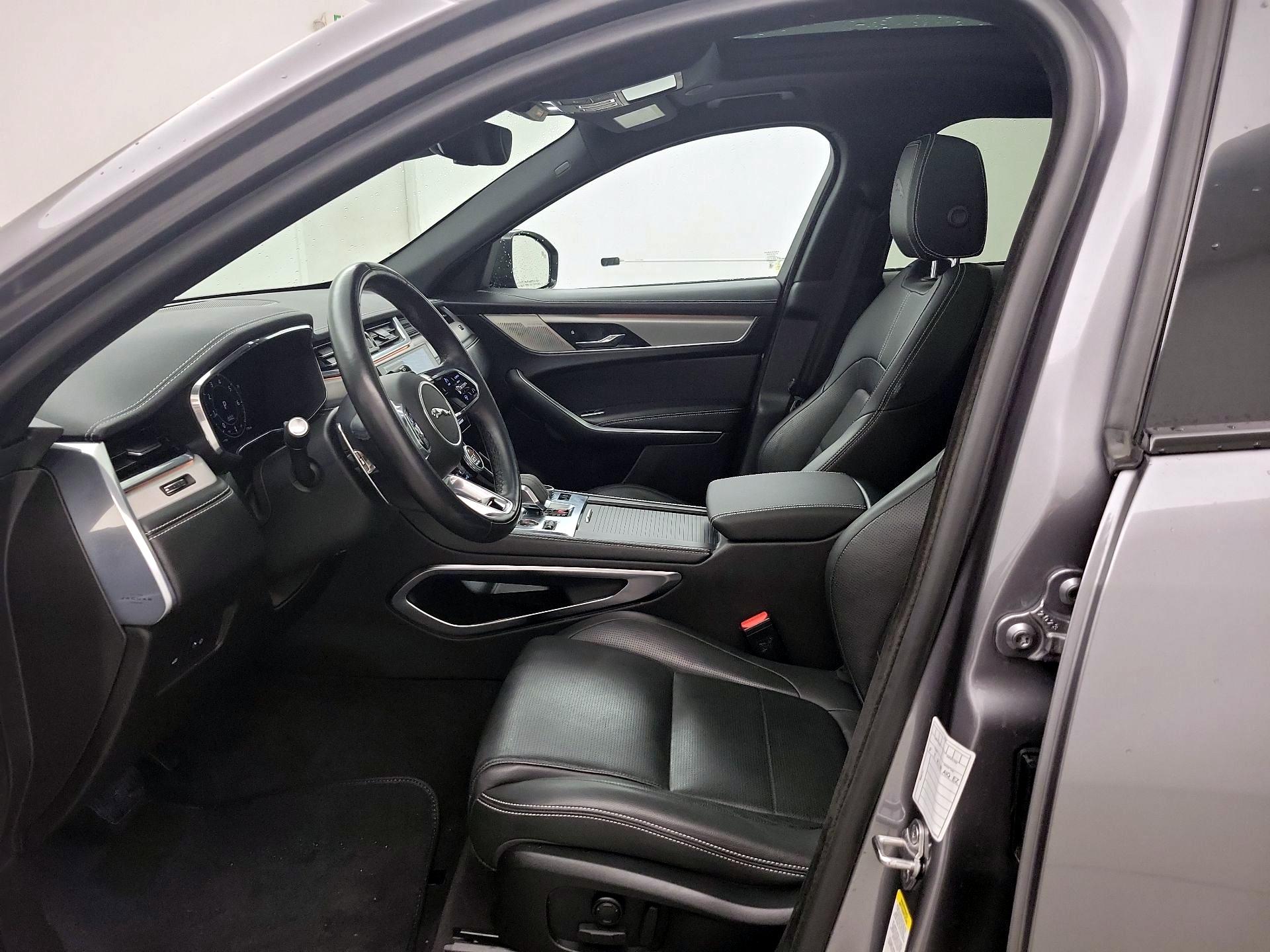 Thumbnail: 2024 Jaguar F-Pace - 11