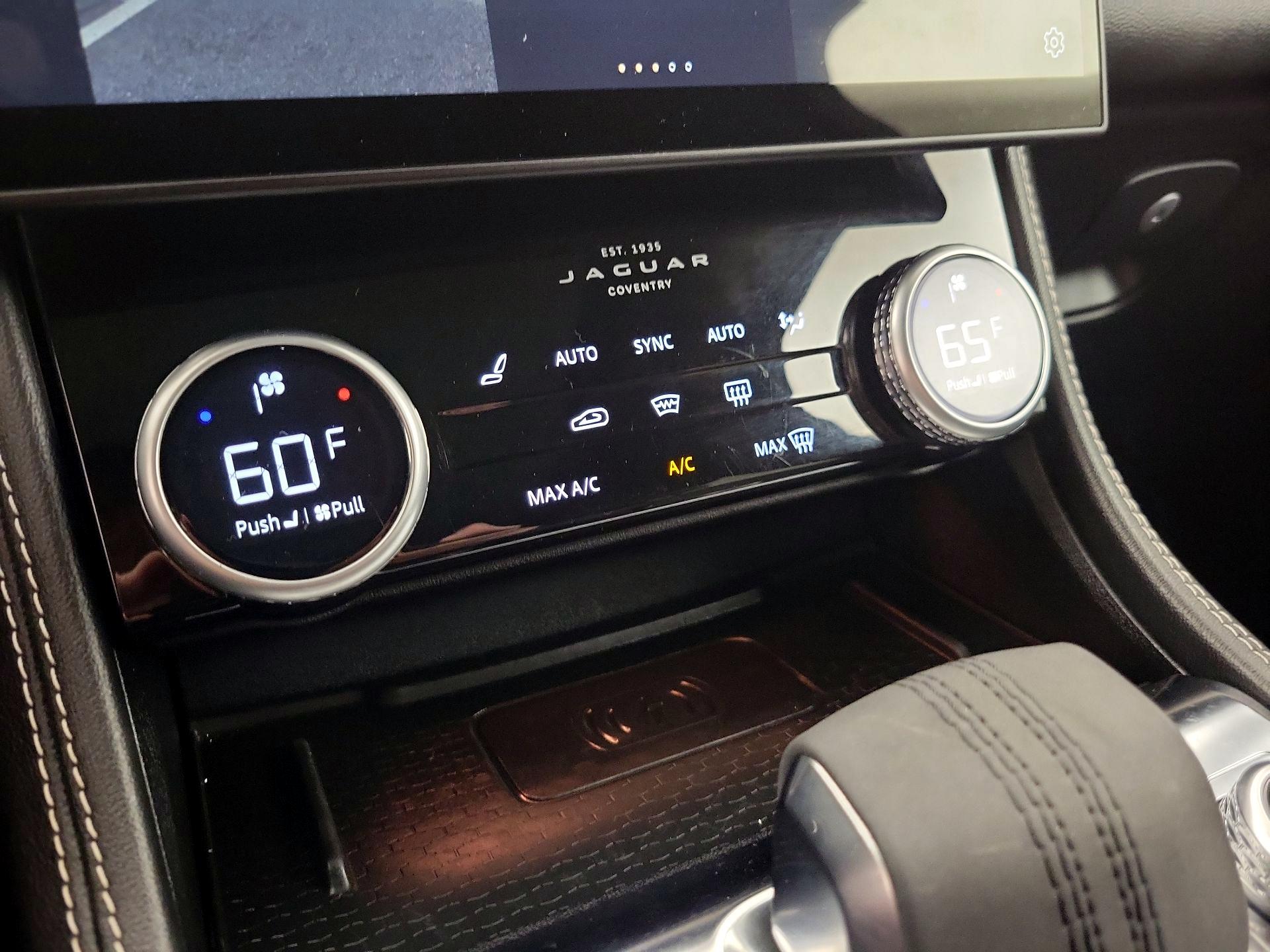 Thumbnail: 2024 Jaguar F-Pace - 17