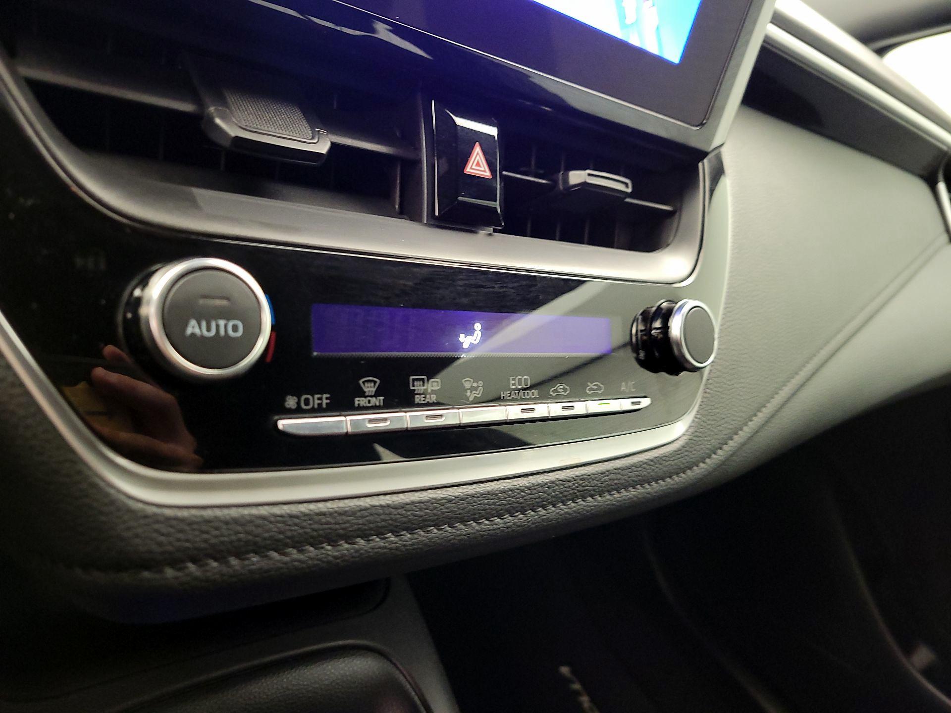 Thumbnail: 2025 Toyota Corolla - 17