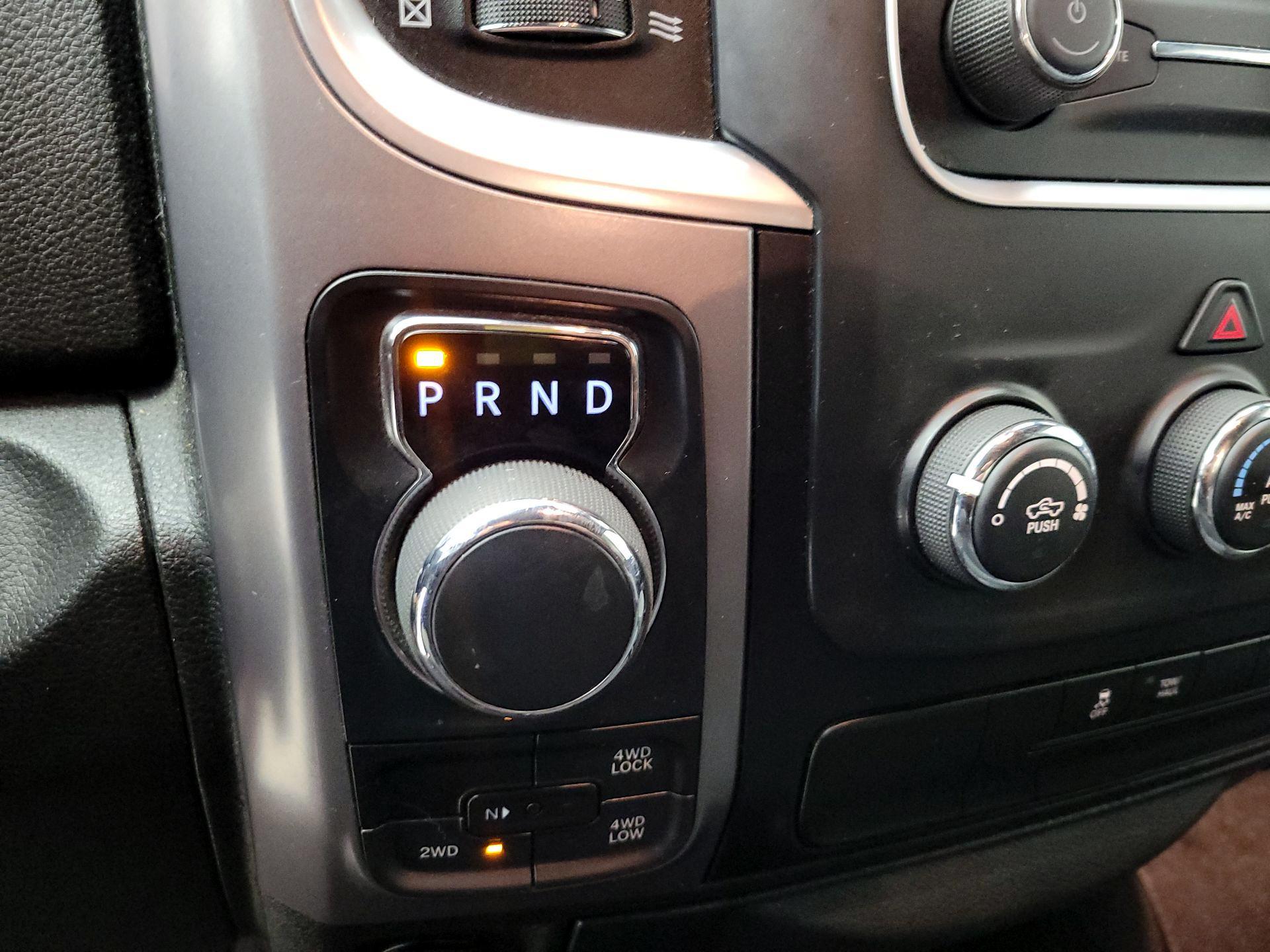 Thumbnail: 2024 RAM 1500 Classic - 17