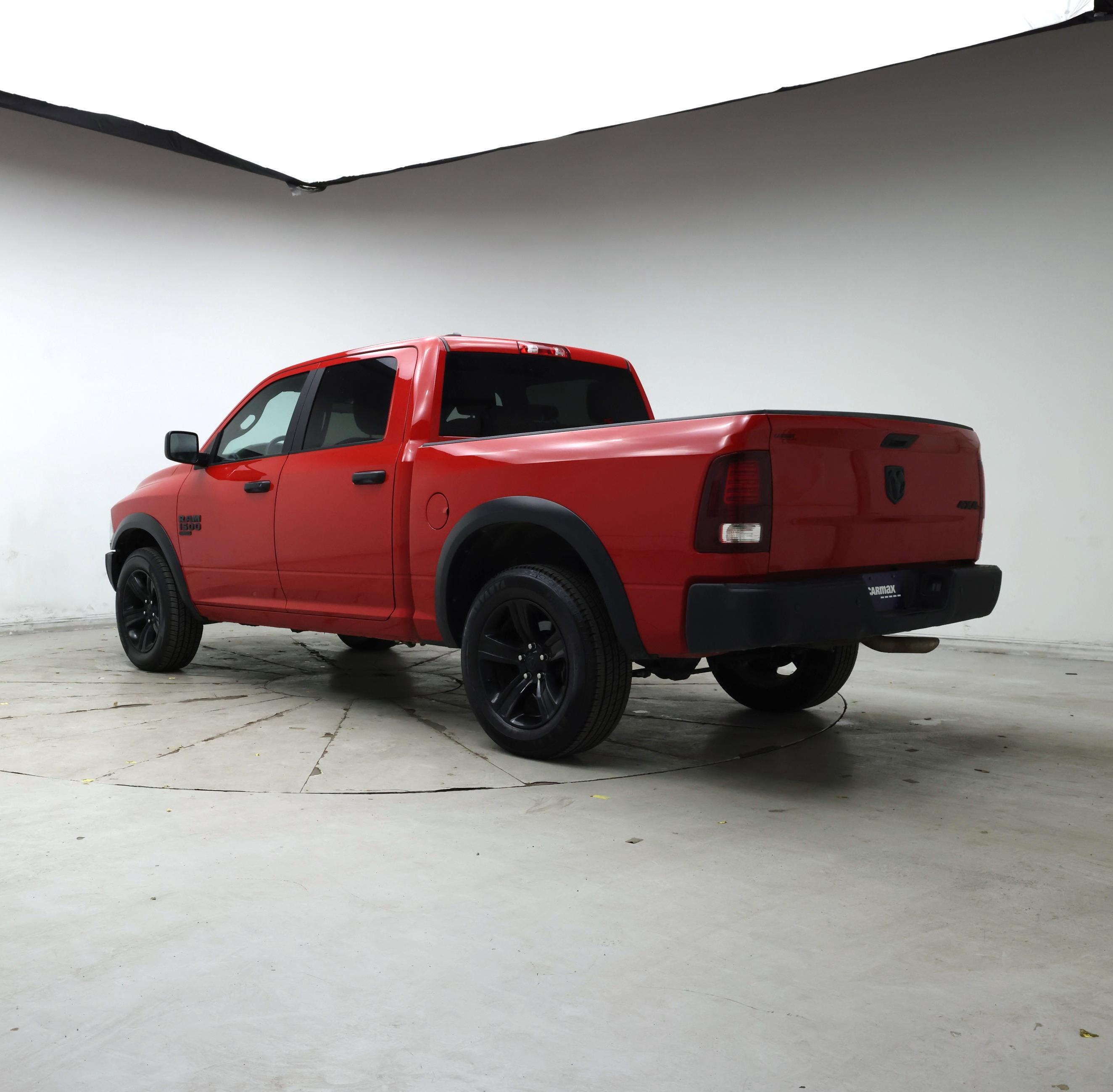 Thumbnail: 2024 RAM 1500 Classic - 2