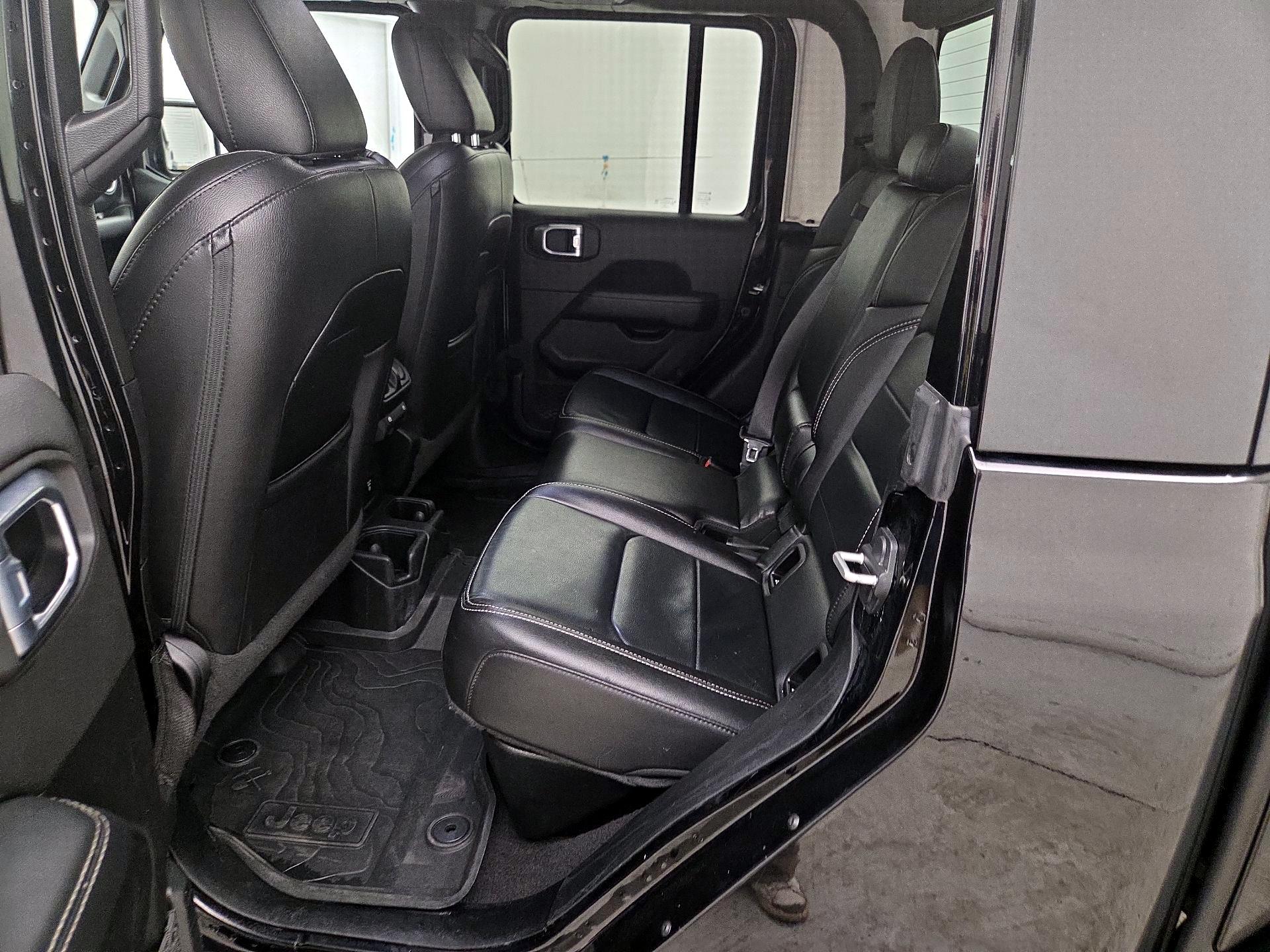 Thumbnail: 2021 Jeep Gladiator - 19