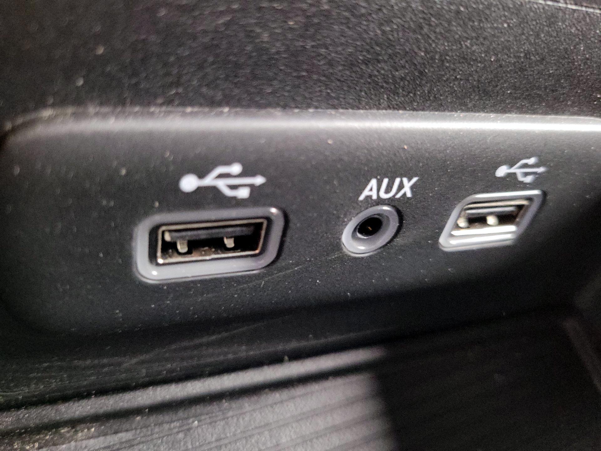 Thumbnail: 2022 RAM 1500 Classic - 18