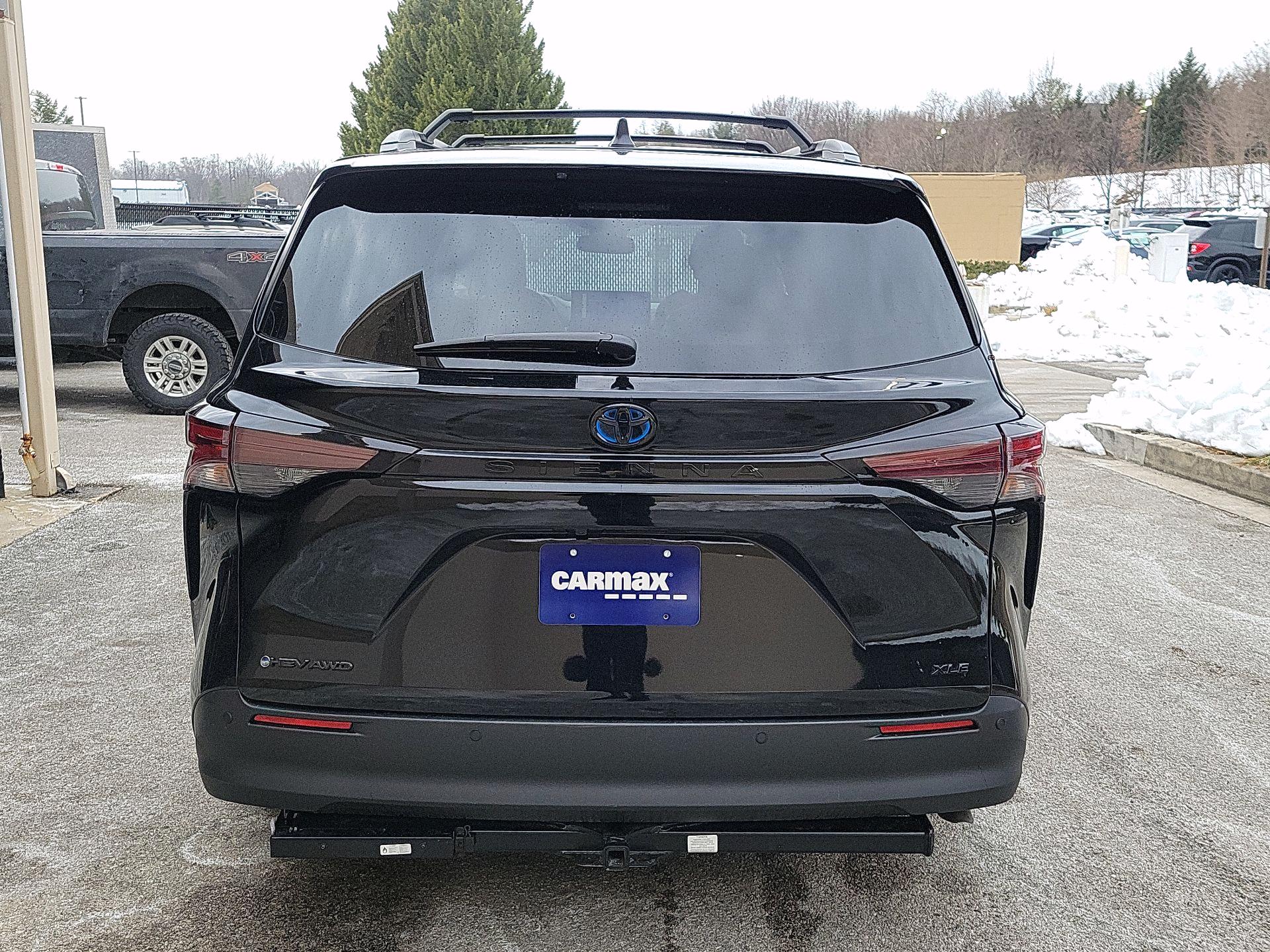 Thumbnail: 2025 Toyota Sienna - 6