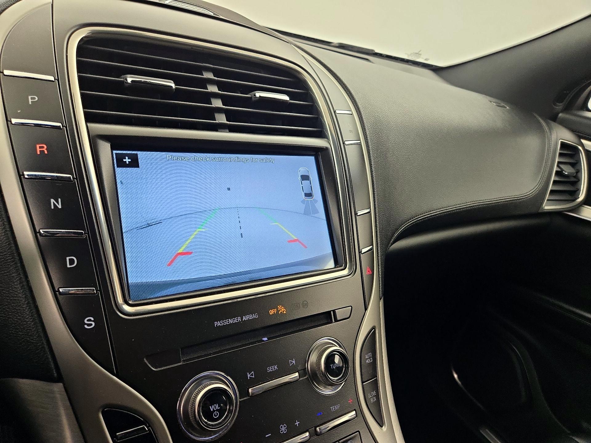 Thumbnail: 2019 Lincoln Nautilus - 14