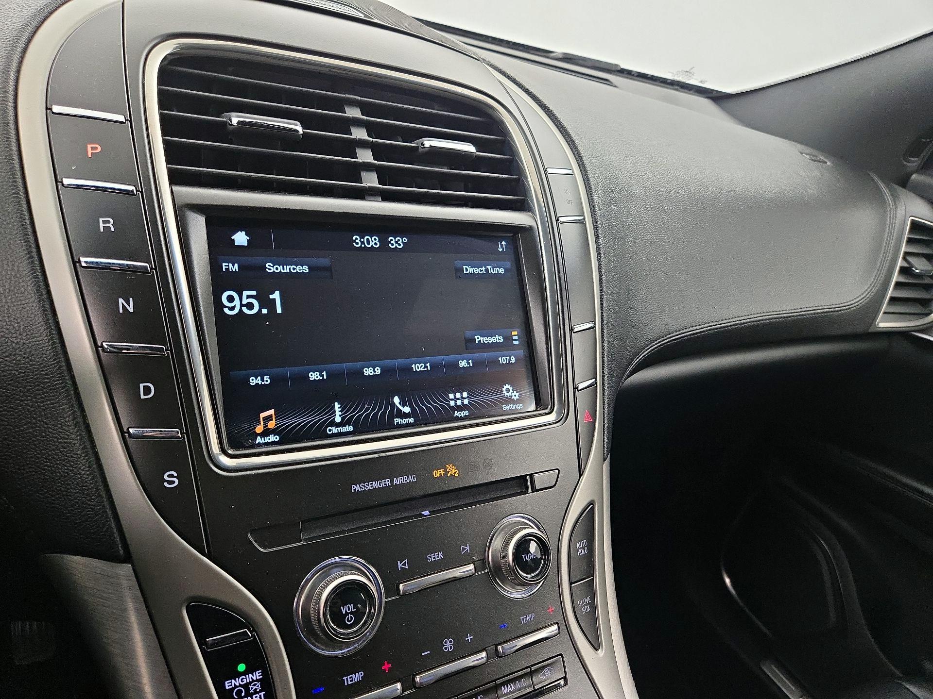 Thumbnail: 2019 Lincoln Nautilus - 15