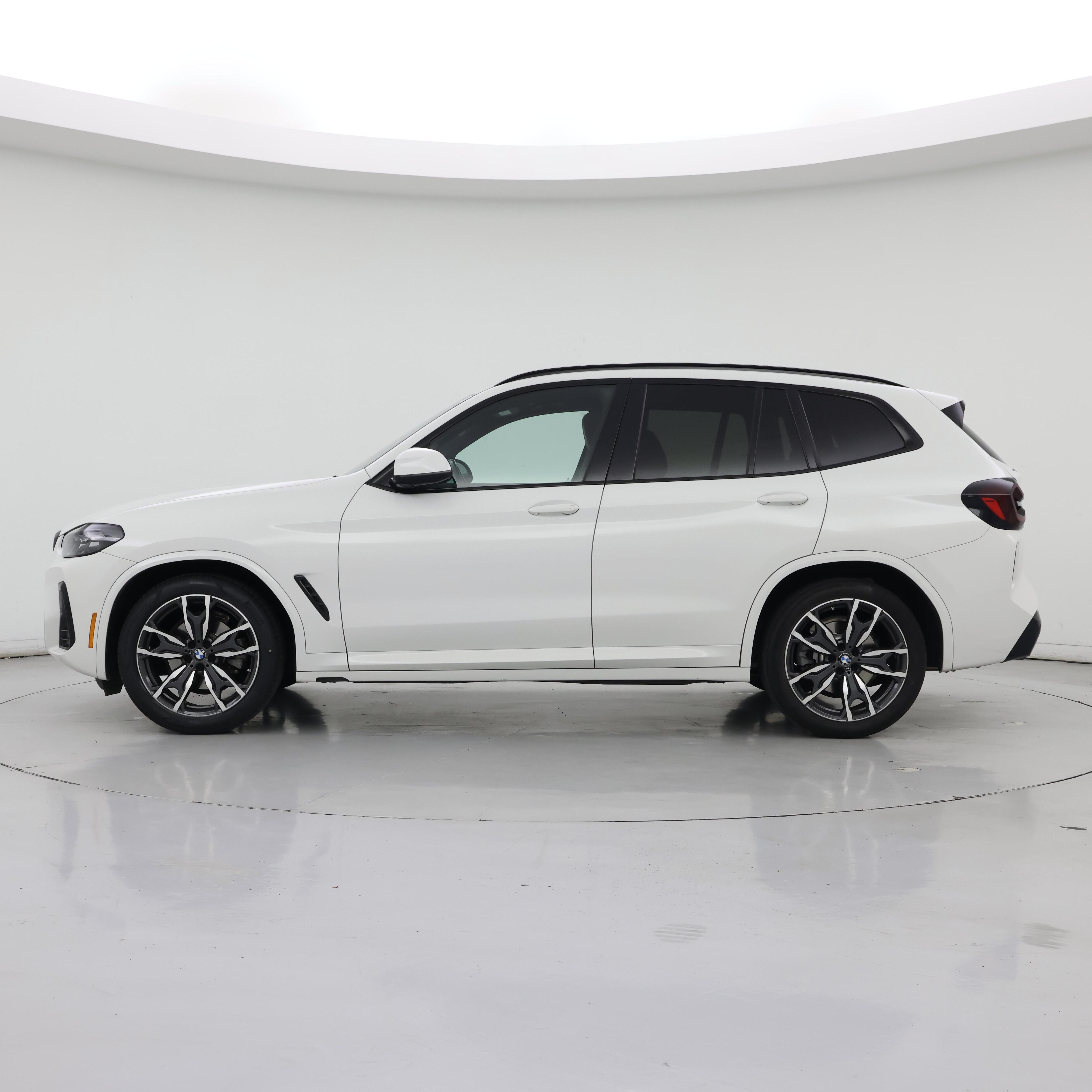 Thumbnail: 2023 BMW X3 - 3