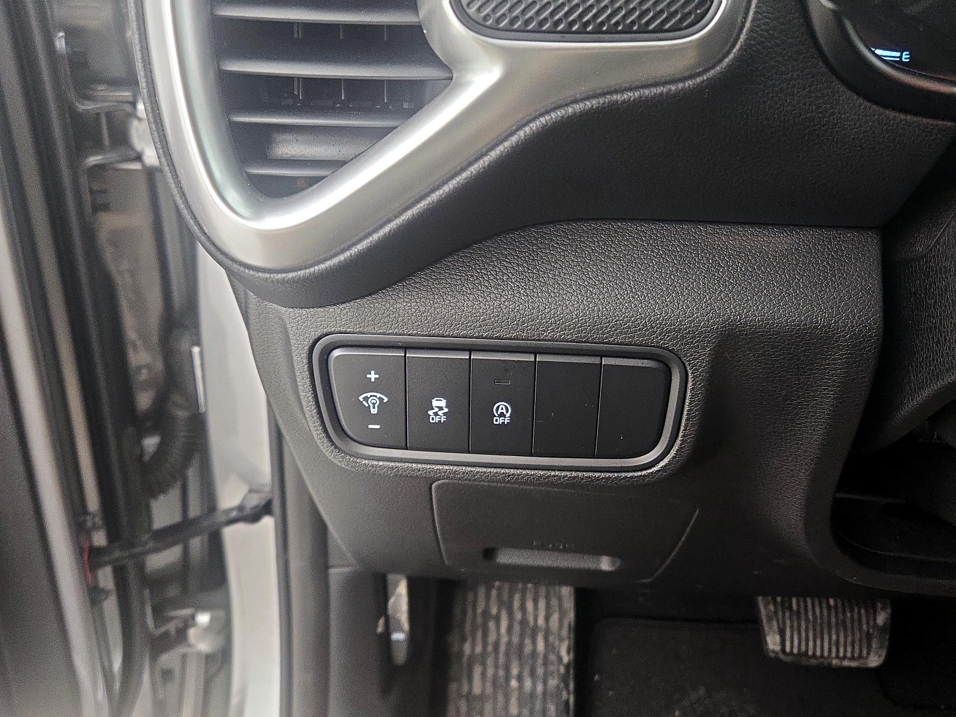 Thumbnail: 2023 Kia Soul - 13