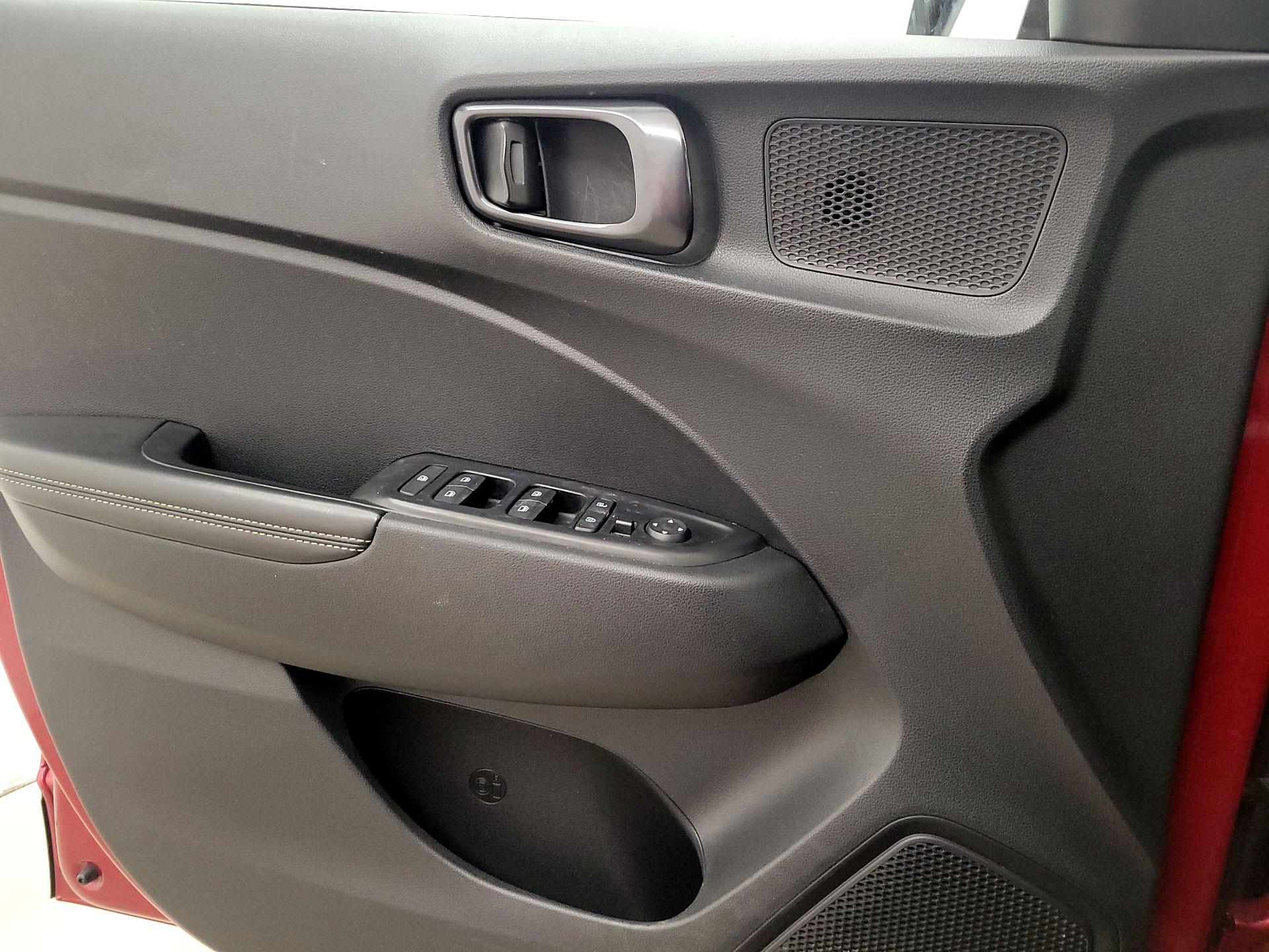 Thumbnail: 2024 Hyundai Venue - 12