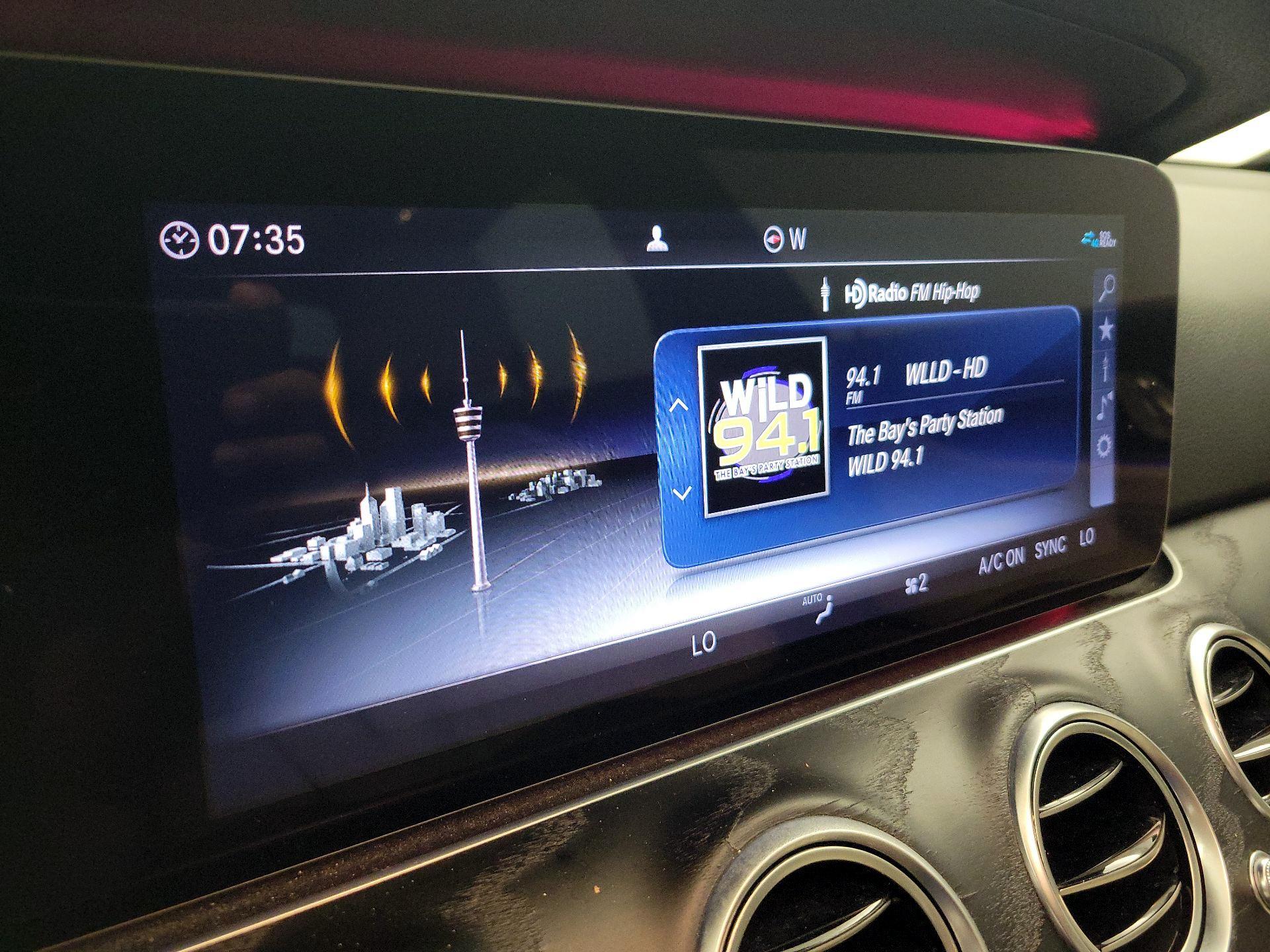 Thumbnail: 2020 Mercedes-Benz E-Class - 16