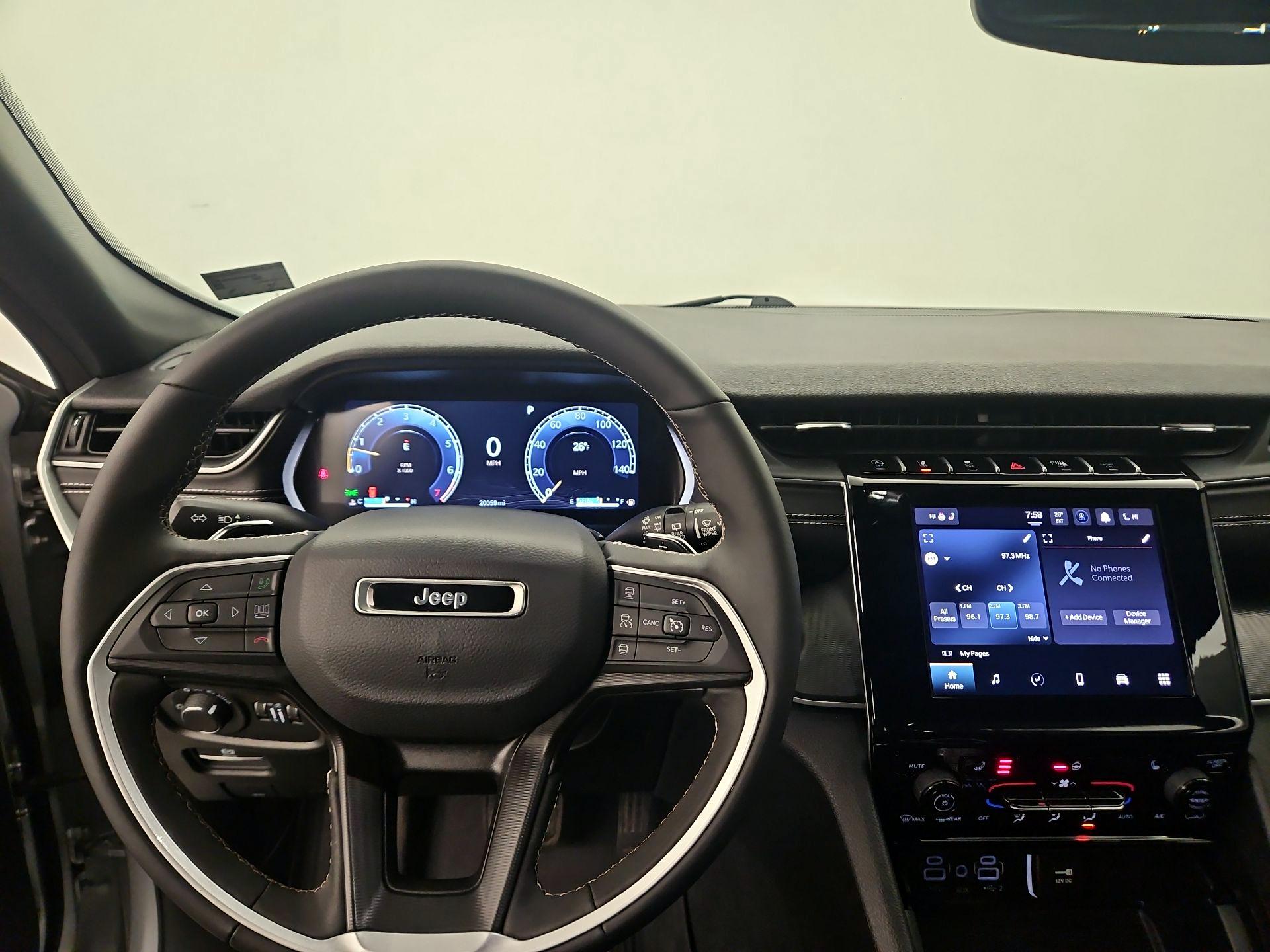 Thumbnail: 2024 Jeep Grand Cherokee - 9