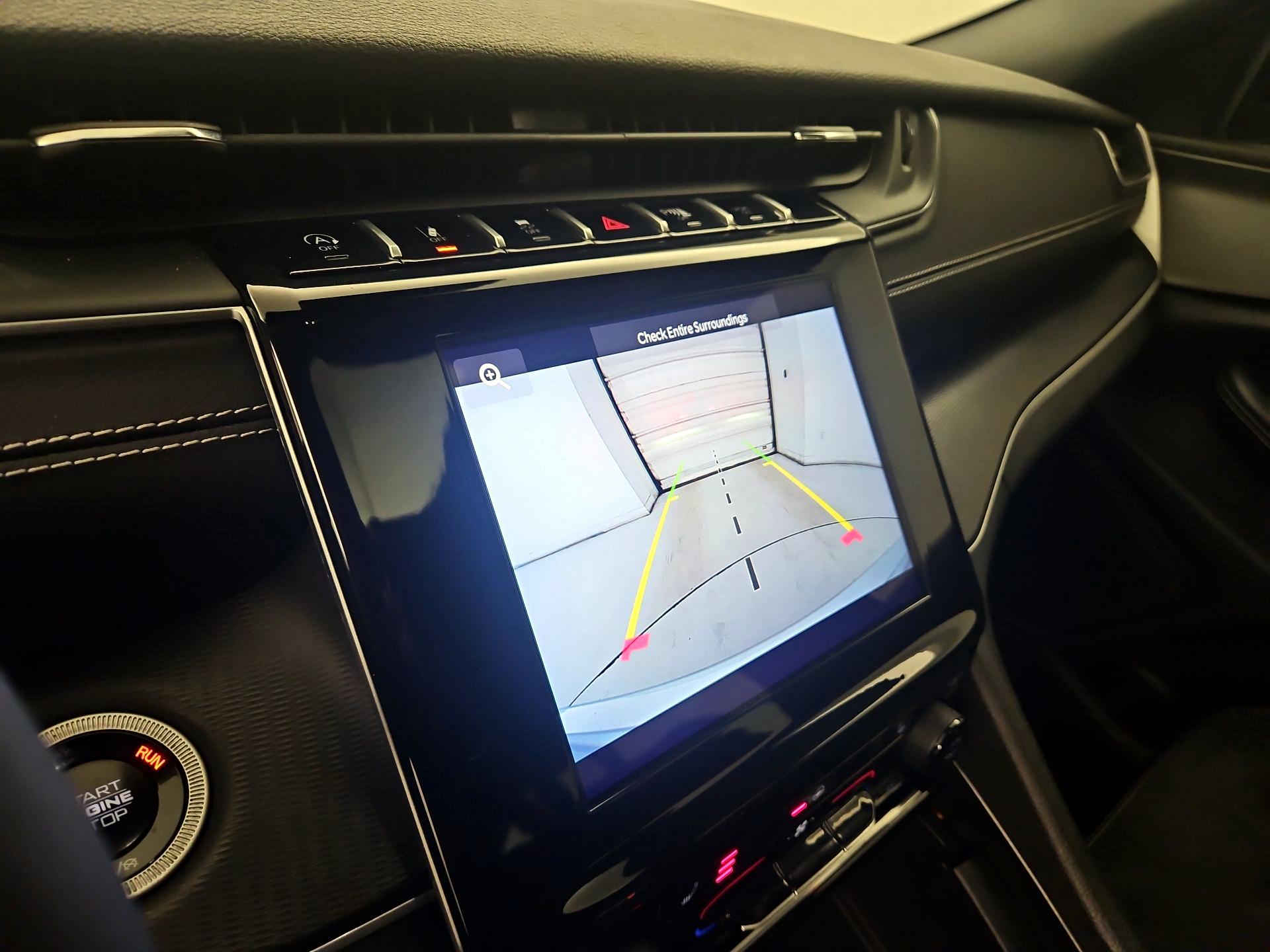 Thumbnail: 2024 Jeep Grand Cherokee - 14