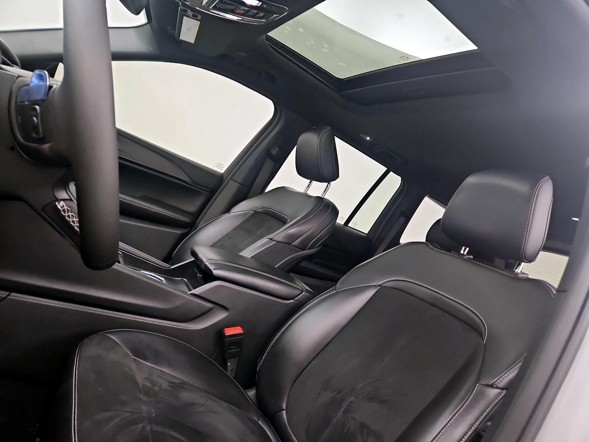 Thumbnail: 2024 Jeep Grand Cherokee - 19