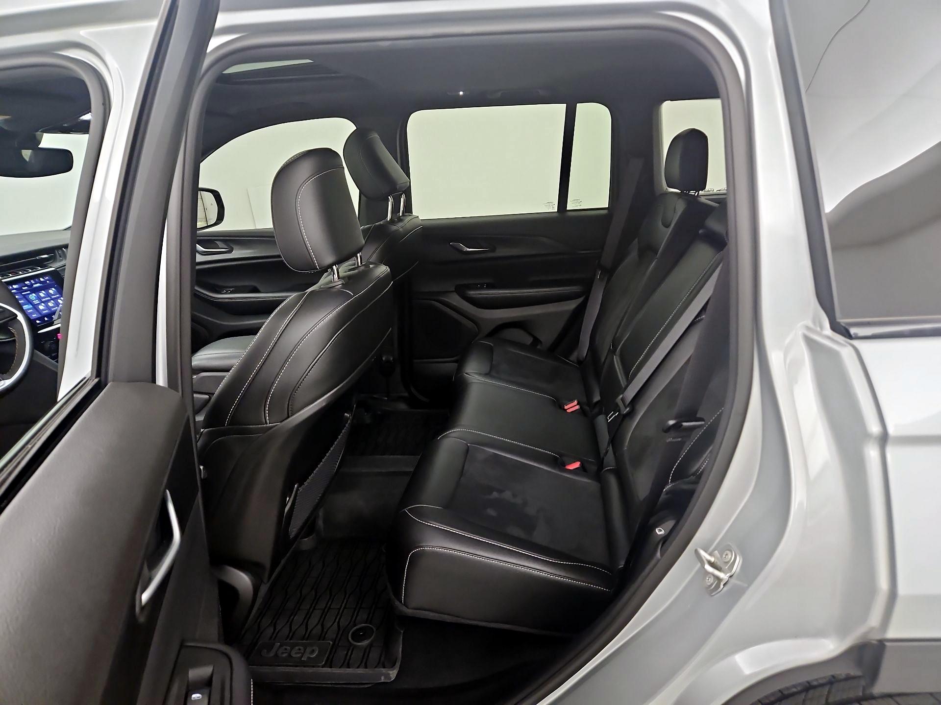 Thumbnail: 2024 Jeep Grand Cherokee - 20