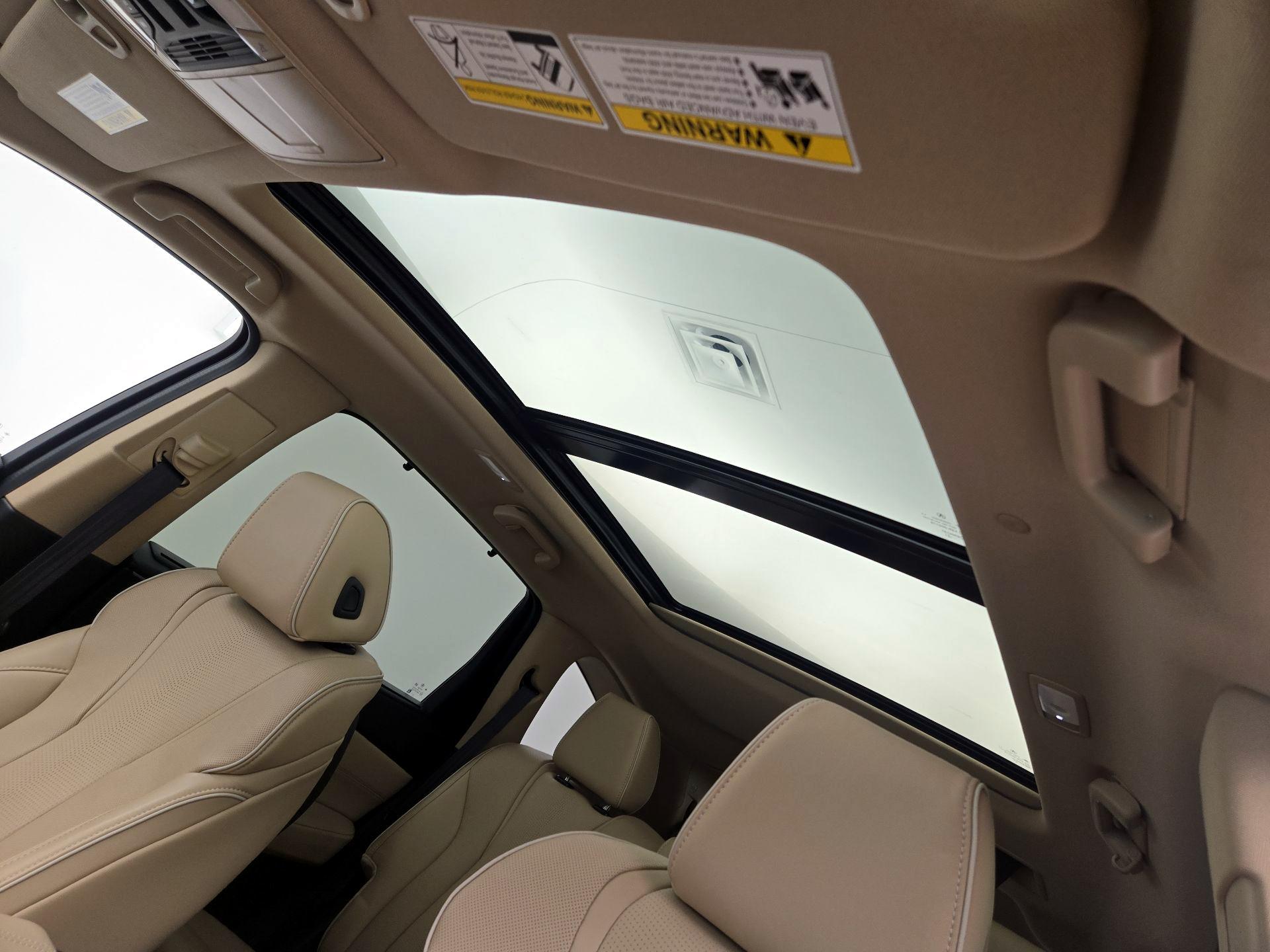 Thumbnail: 2022 Acura MDX - 20