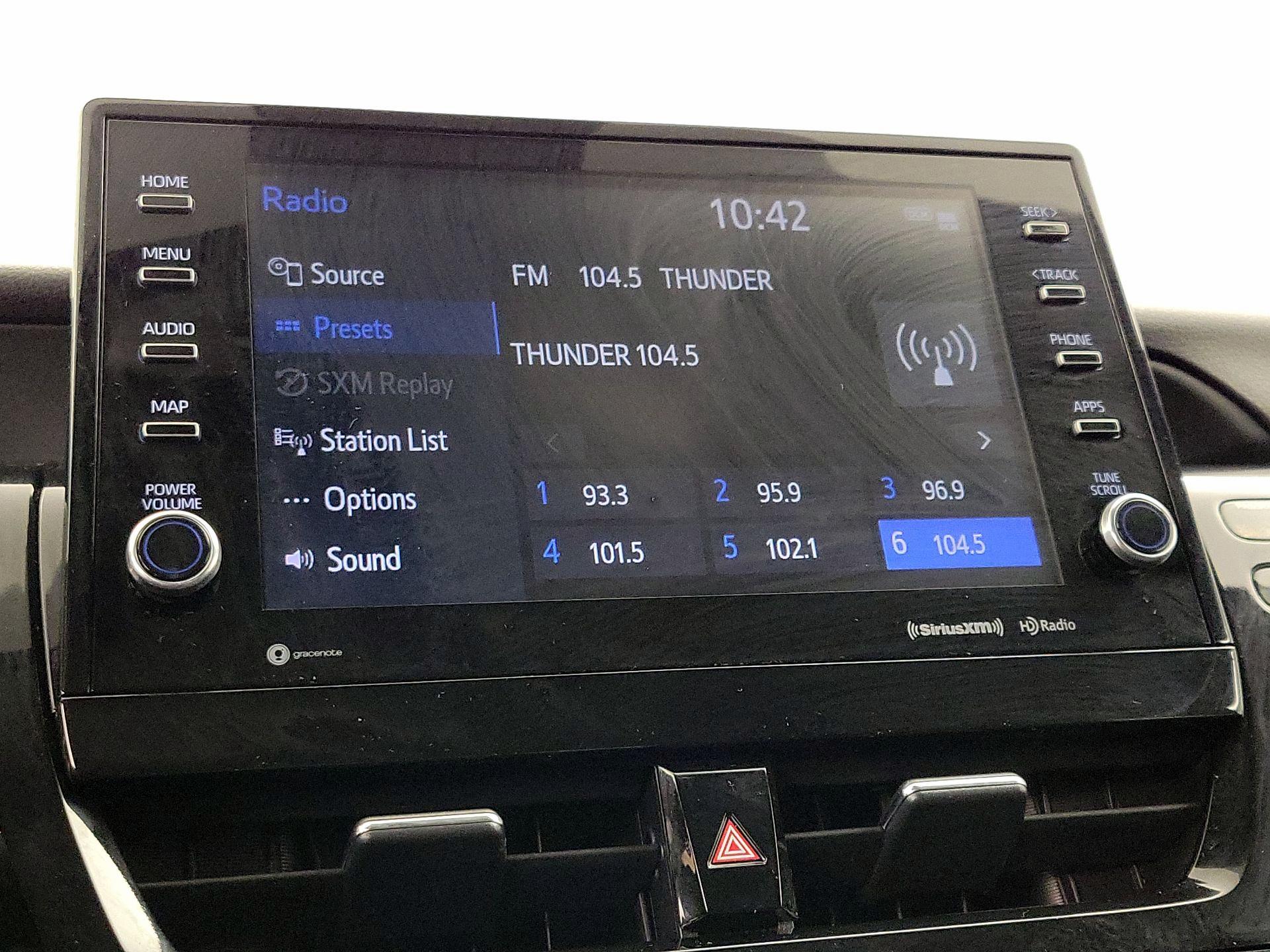 Thumbnail: 2021 Toyota Camry - 15