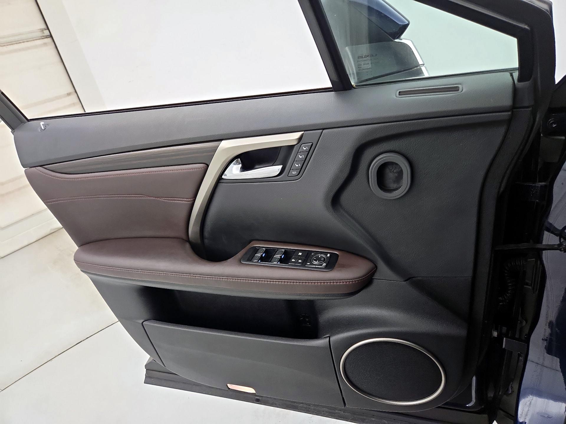 Thumbnail: 2017 Lexus RX - 12