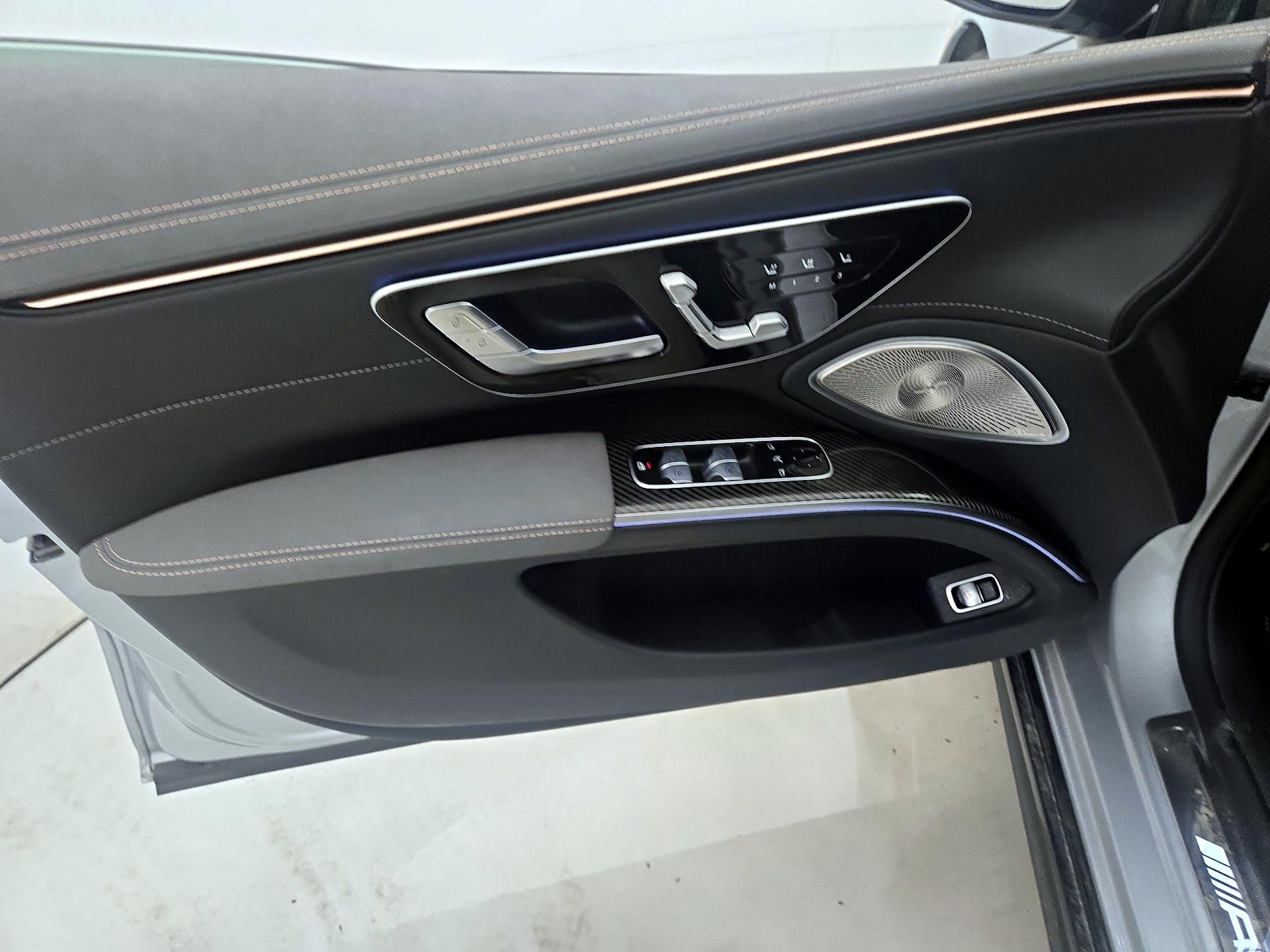 Thumbnail: 2023 Mercedes-Benz EQS - 12